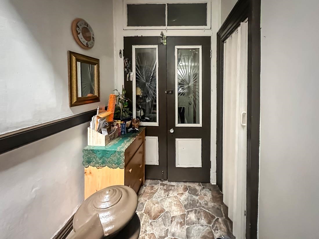 Jersey City, New Jersey, 07306, United States, 4 Bedrooms Bedrooms, ,3 BathroomsBathrooms,Residential,For Sale,1859473
