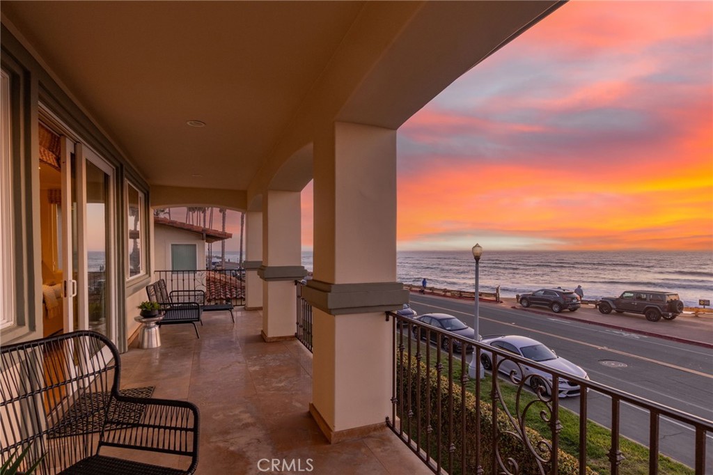 San Diego, California, 92107, United States, 6 Bedrooms Bedrooms, ,5 BathroomsBathrooms,Residential,For Sale,1843009
