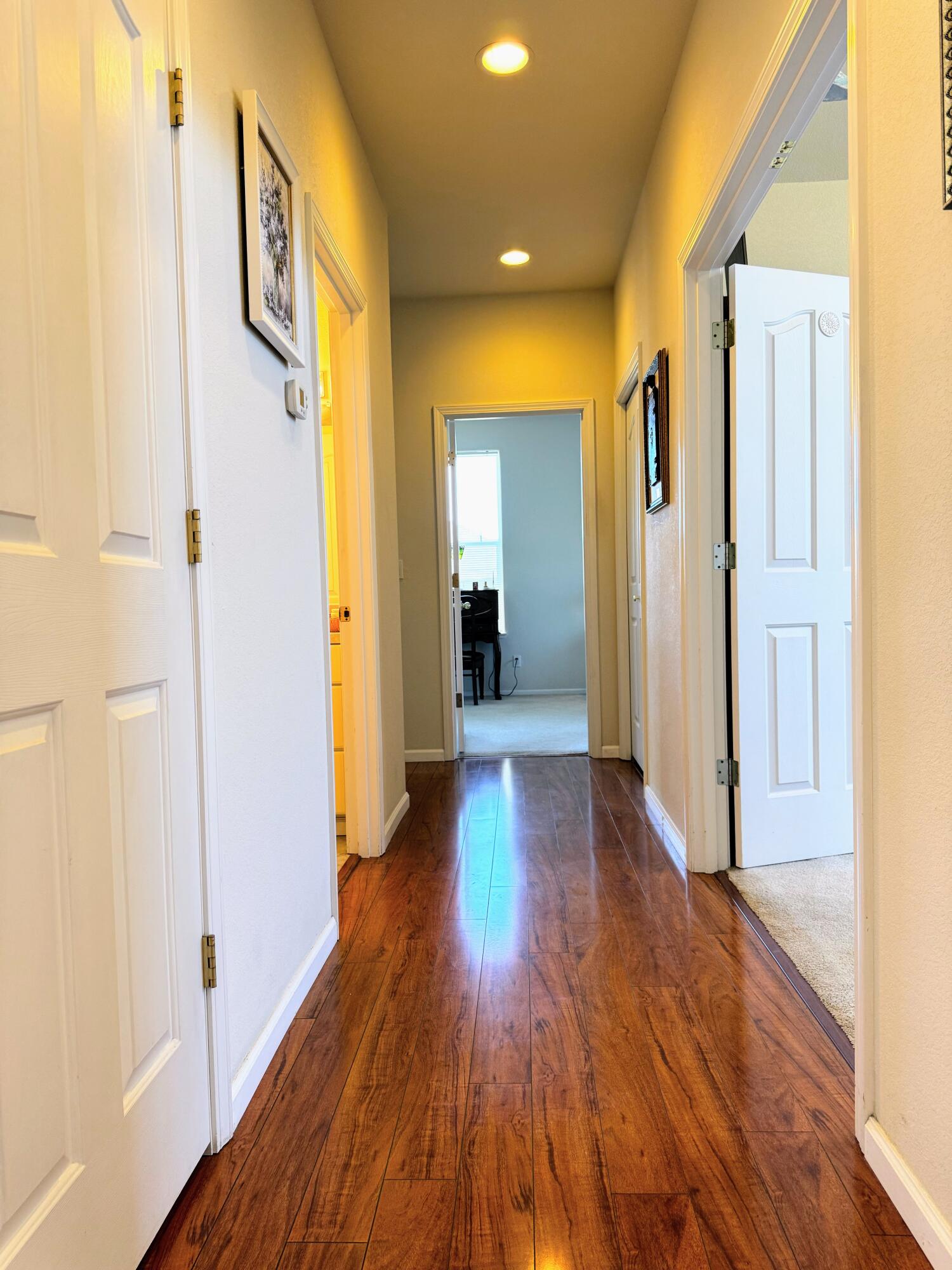 Klamath Falls, Oregon, 97601, United States, 3 Bedrooms Bedrooms, ,3 BathroomsBathrooms,Residential,For Sale,1779342