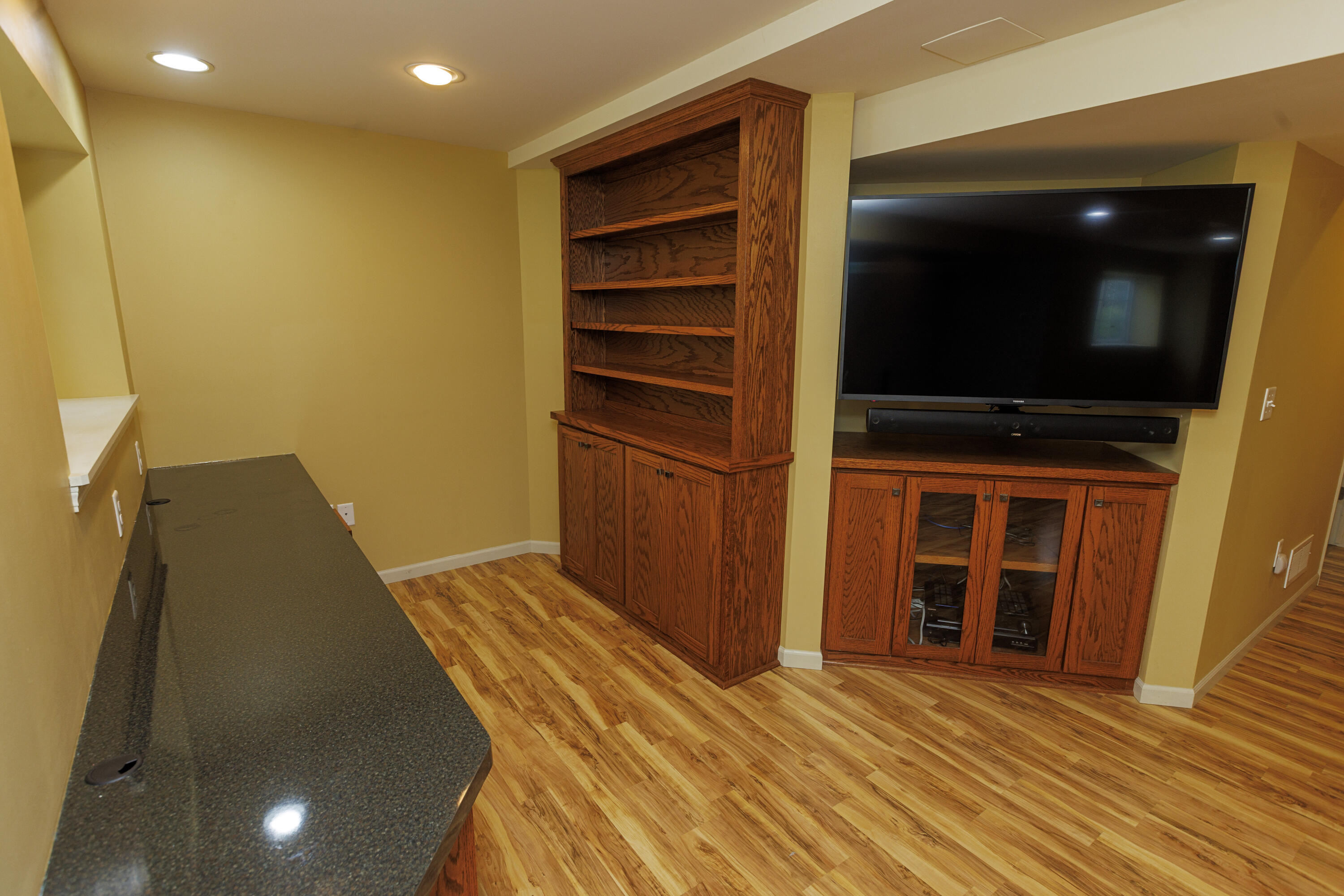 Franklin, Wisconsin, 53132, United States, 4 Bedrooms Bedrooms, ,4 BathroomsBathrooms,Residential,For Sale,1924268