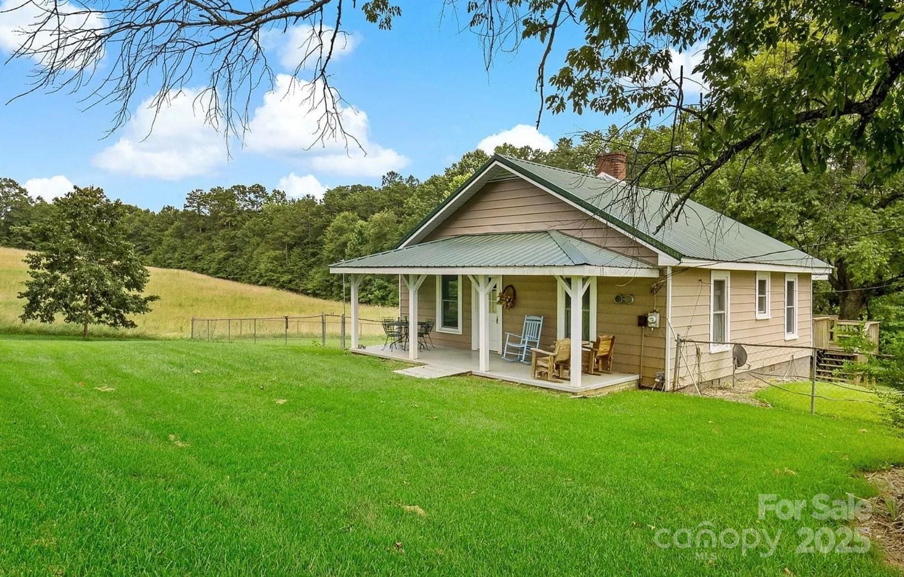 Forest City, North Carolina, 28043, United States, 2 Bedrooms Bedrooms, ,1 BathroomBathrooms,Residential,For Sale,1983157