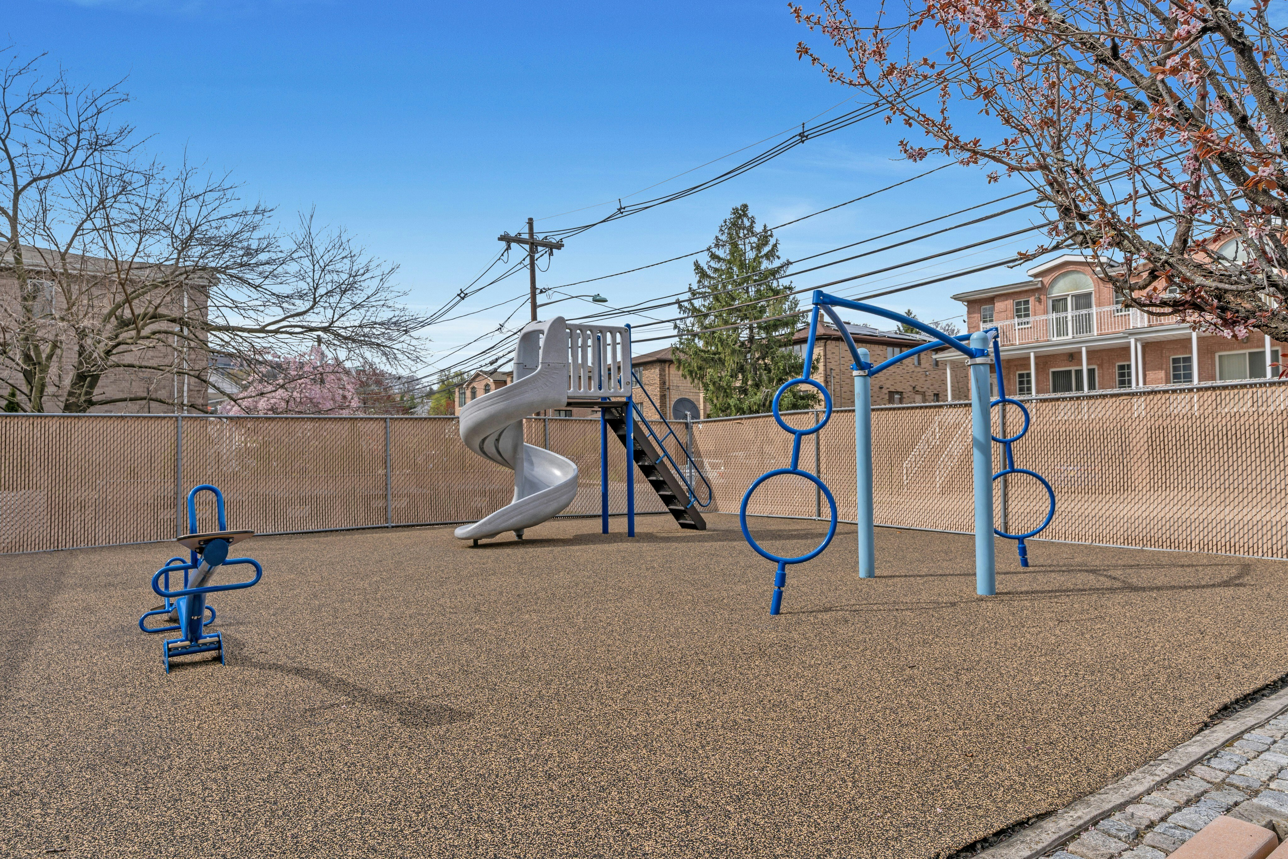  2185 Lemoine Avenue, Fort Lee, NJ, 07024 - 物件實景