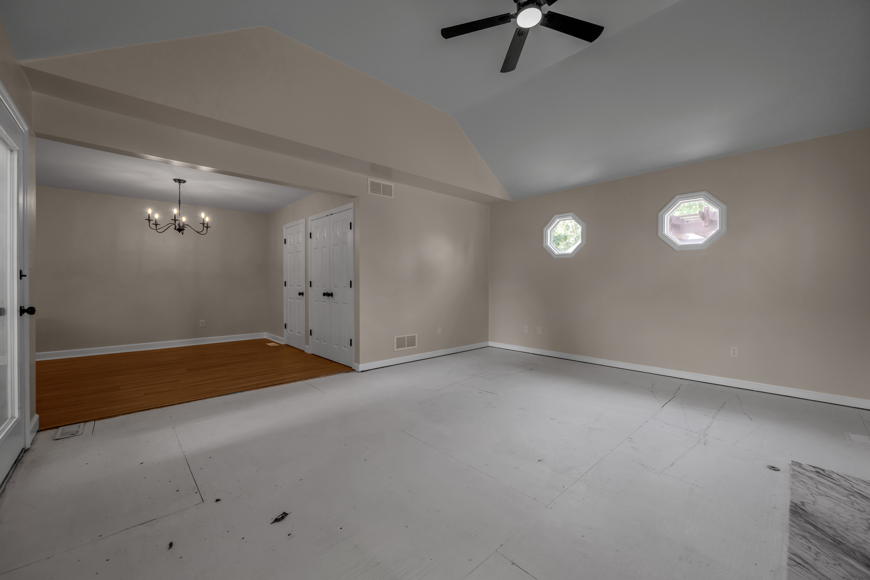  4688 Spring Creek Drive - 物件實景
