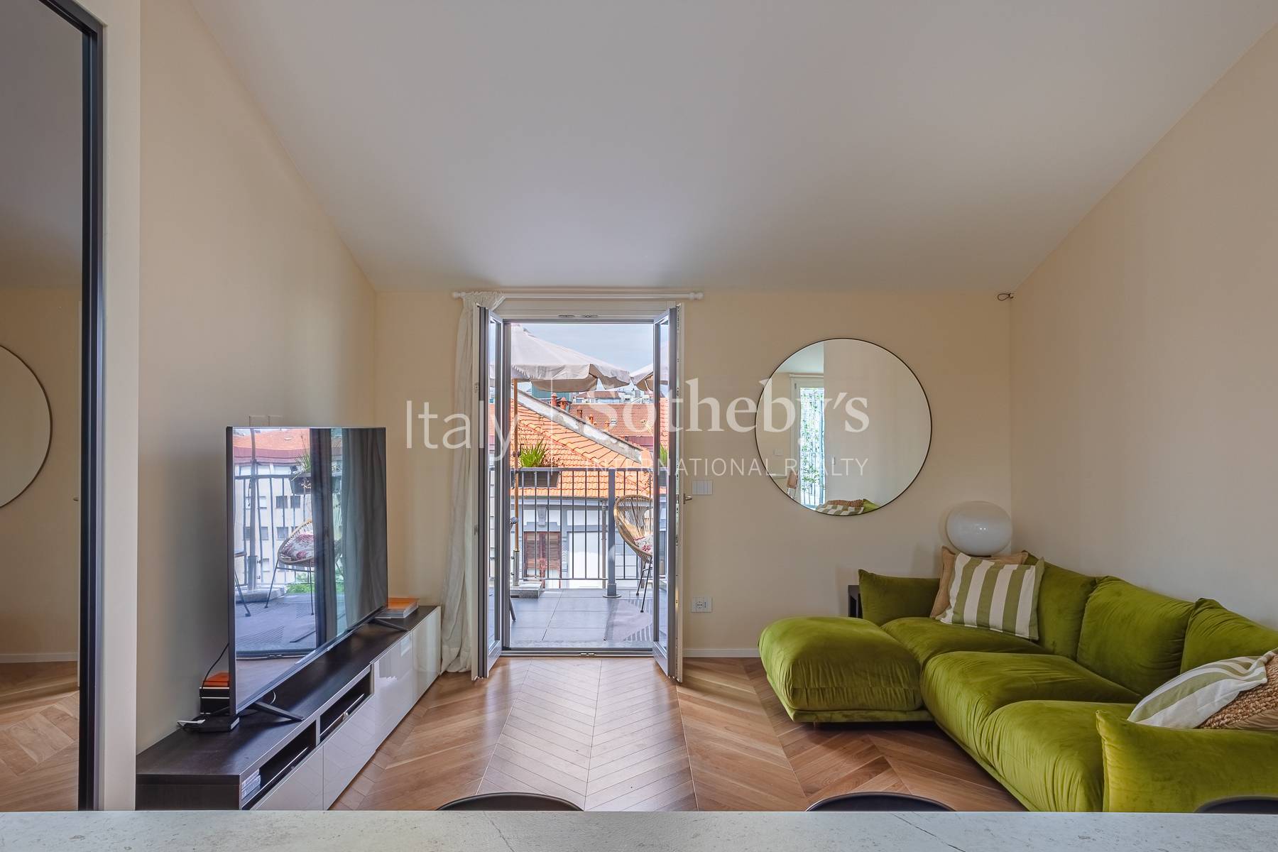  Light-filled penthouse in an elegant residential setting - 物件實景