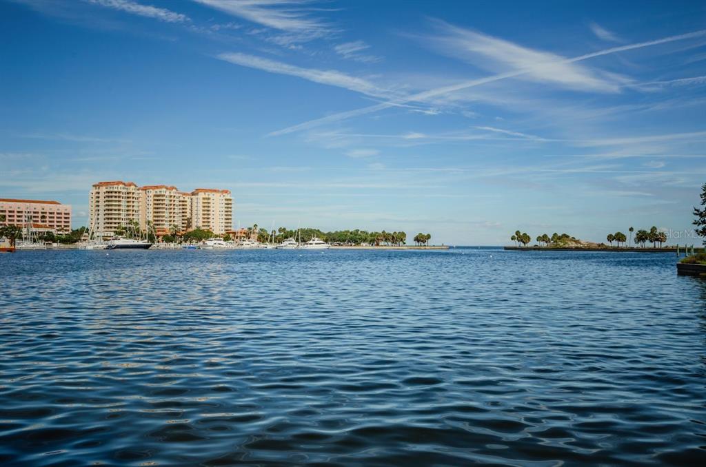 St Petersburg, Florida, 33701, United States, 3 Bedrooms Bedrooms, ,3 BathroomsBathrooms,Residential,For Sale,1885296