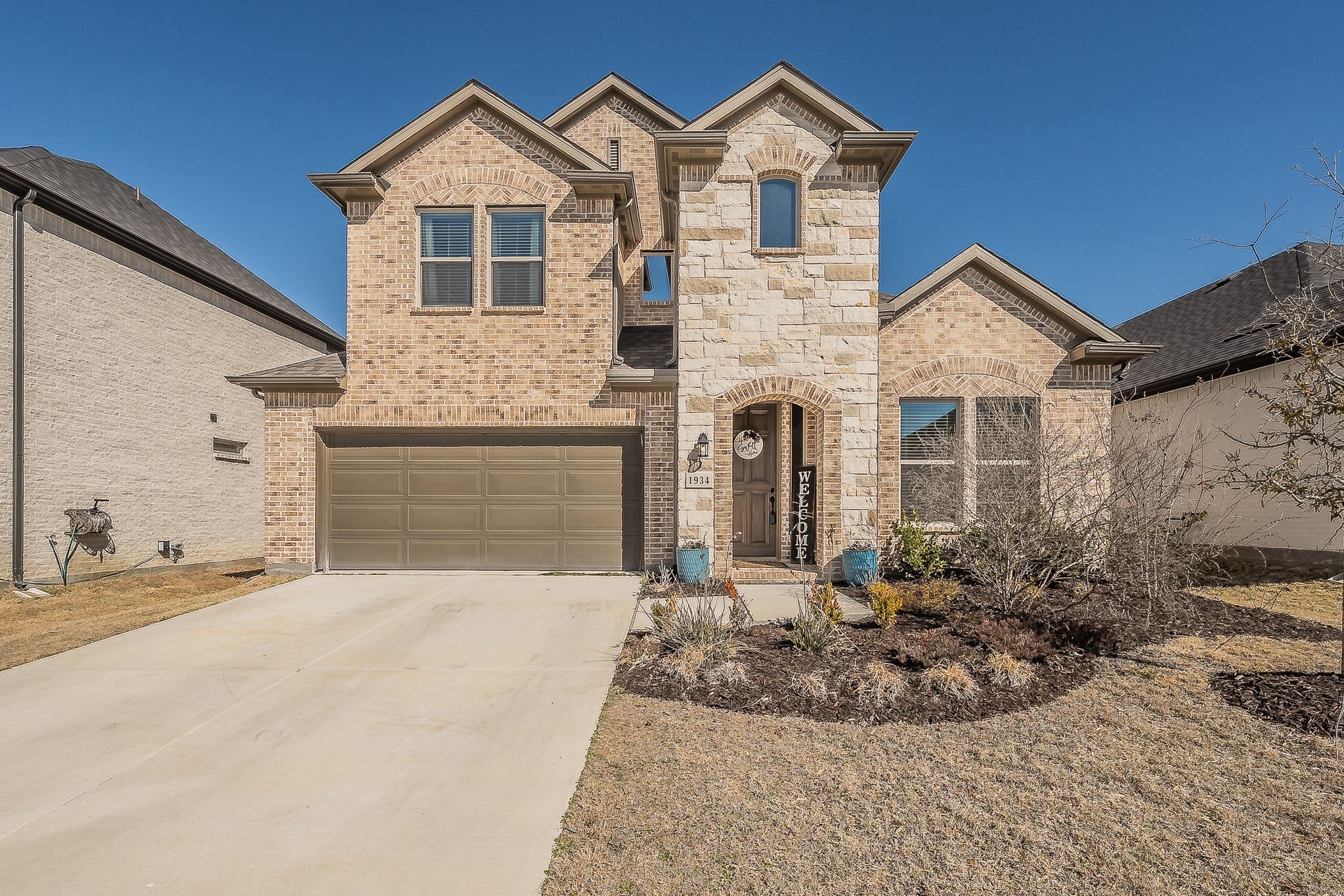 Celina, Texas, 75009, United States, 4 Bedrooms Bedrooms, ,4 BathroomsBathrooms,Residential,For Sale,2021817
