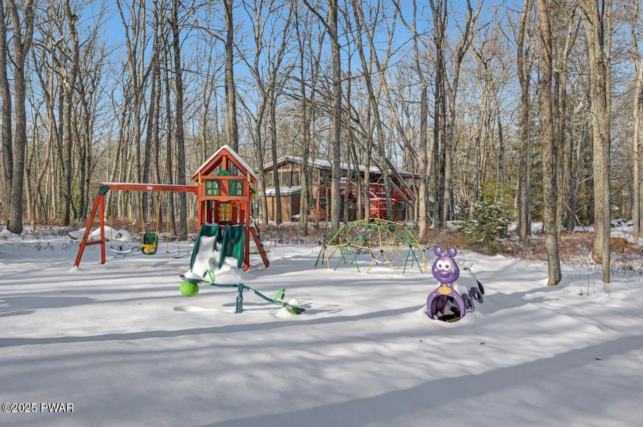 Lords Valley, Pennsylvania, 18428, United States, 6 Bedrooms Bedrooms, ,3 BathroomsBathrooms,Residential,For Sale,2001480