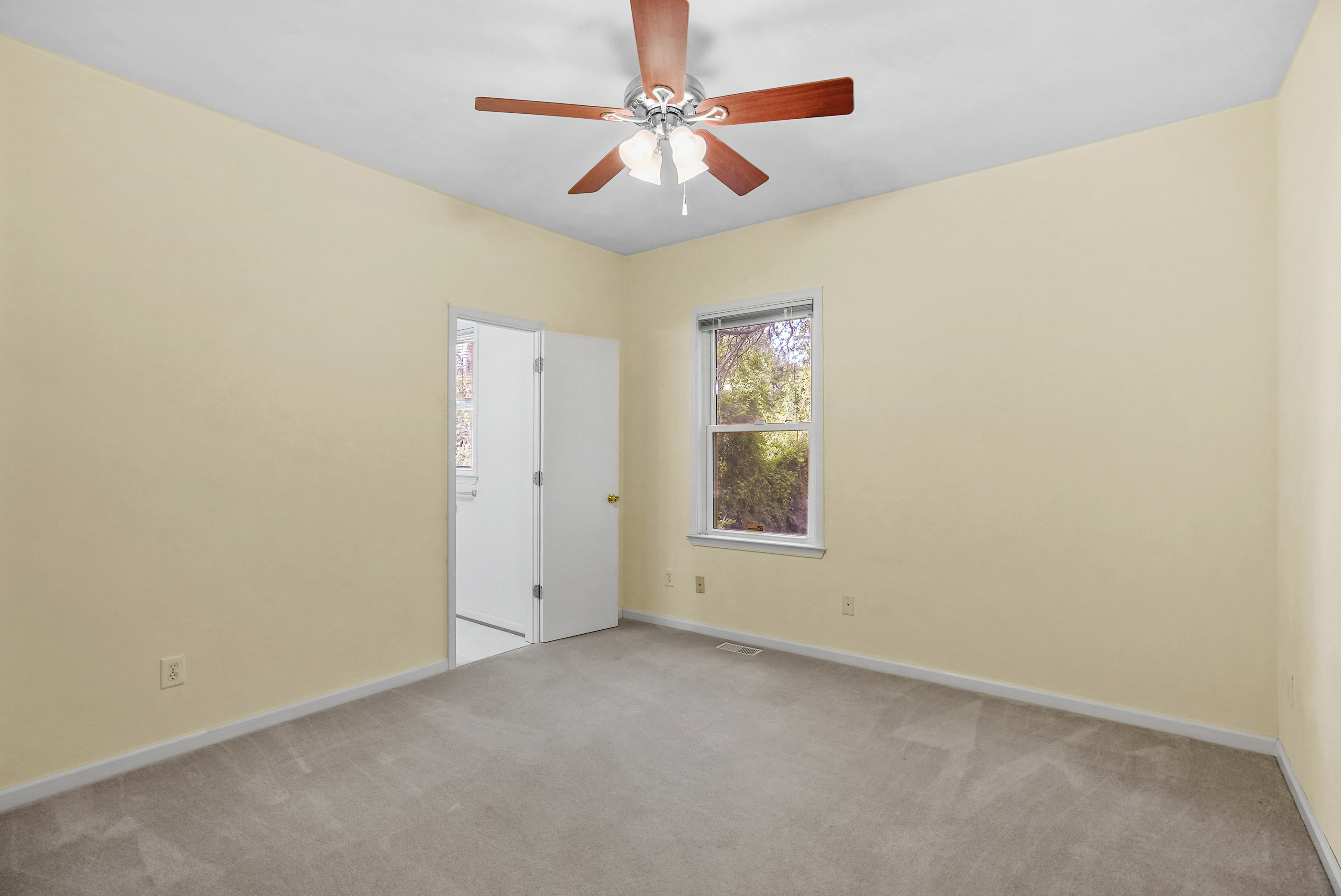  2112 Pretty Lake Avenue, Norfolk, VA, 23518 - 物件實景