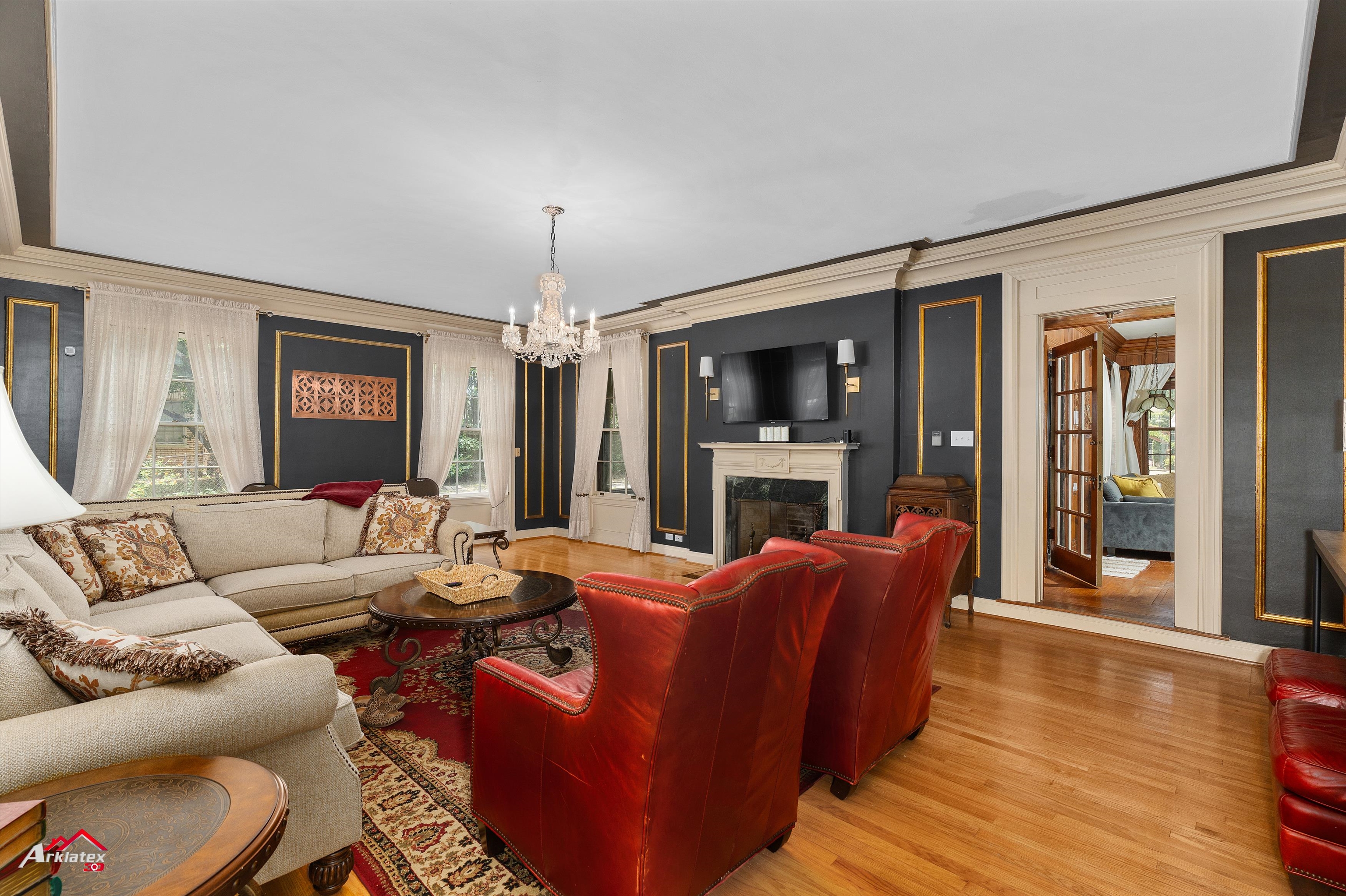 Henderson, Texas, 75654, United States, 3 Bedrooms Bedrooms, ,5 BathroomsBathrooms,Residential,For Sale,1930461