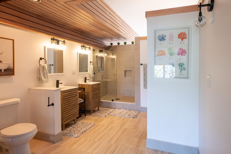 St. Croix, Virgin Islands, 00820, VI, 3 Bedrooms Bedrooms, ,4 BathroomsBathrooms,Residential,For Sale,1997409