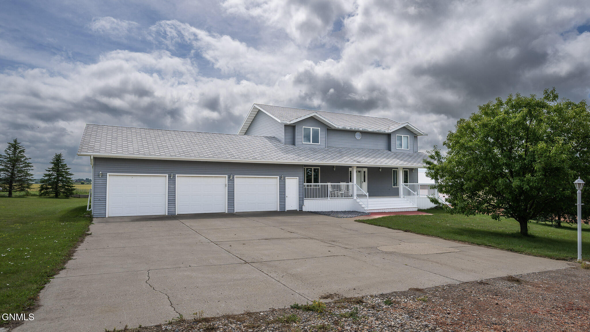 Center, North Dakota, 58530, United States, 4 Bedrooms Bedrooms, ,3 BathroomsBathrooms,Residential,For Sale,1904548