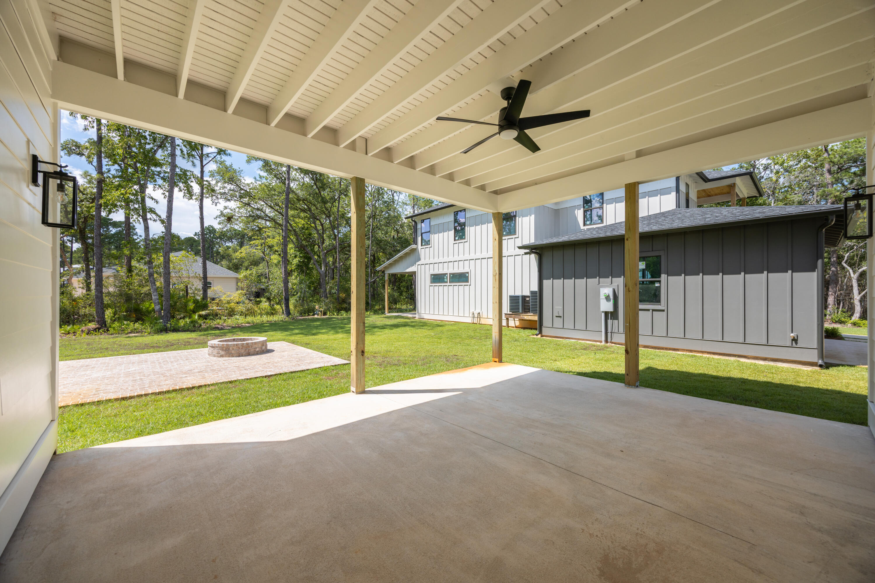 Freeport, Florida, 32439, United States, 4 Bedrooms Bedrooms, ,4 BathroomsBathrooms,Residential,For Sale,1896643