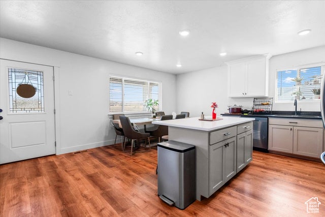 Centerfield, Utah, 84622, United States, 4 Bedrooms Bedrooms, ,3 BathroomsBathrooms,Residential,For Sale,1980838