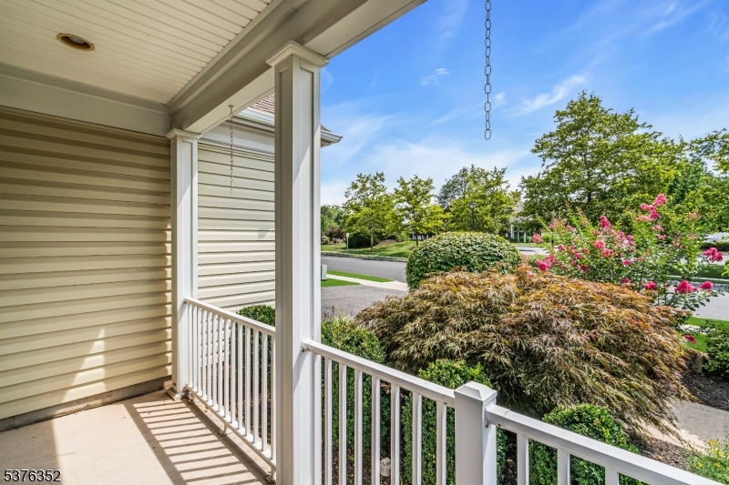Franklin Twp., New Jersey, 08873, United States, 2 Bedrooms Bedrooms, ,2 BathroomsBathrooms,Residential,For Sale,1911173