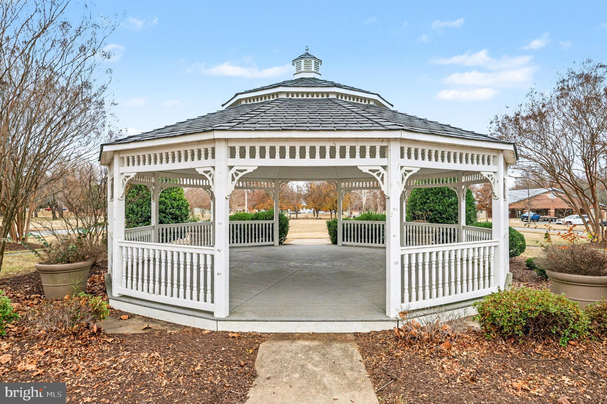 Indian Head, Maryland, 20640, United States, 5 Bedrooms Bedrooms, ,3 BathroomsBathrooms,Residential,For Sale,1998717