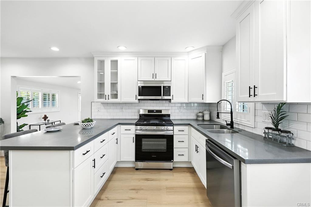 Paramount, California, 90723, United States, 4 Bedrooms Bedrooms, ,2 BathroomsBathrooms,Residential,For Sale,1935731