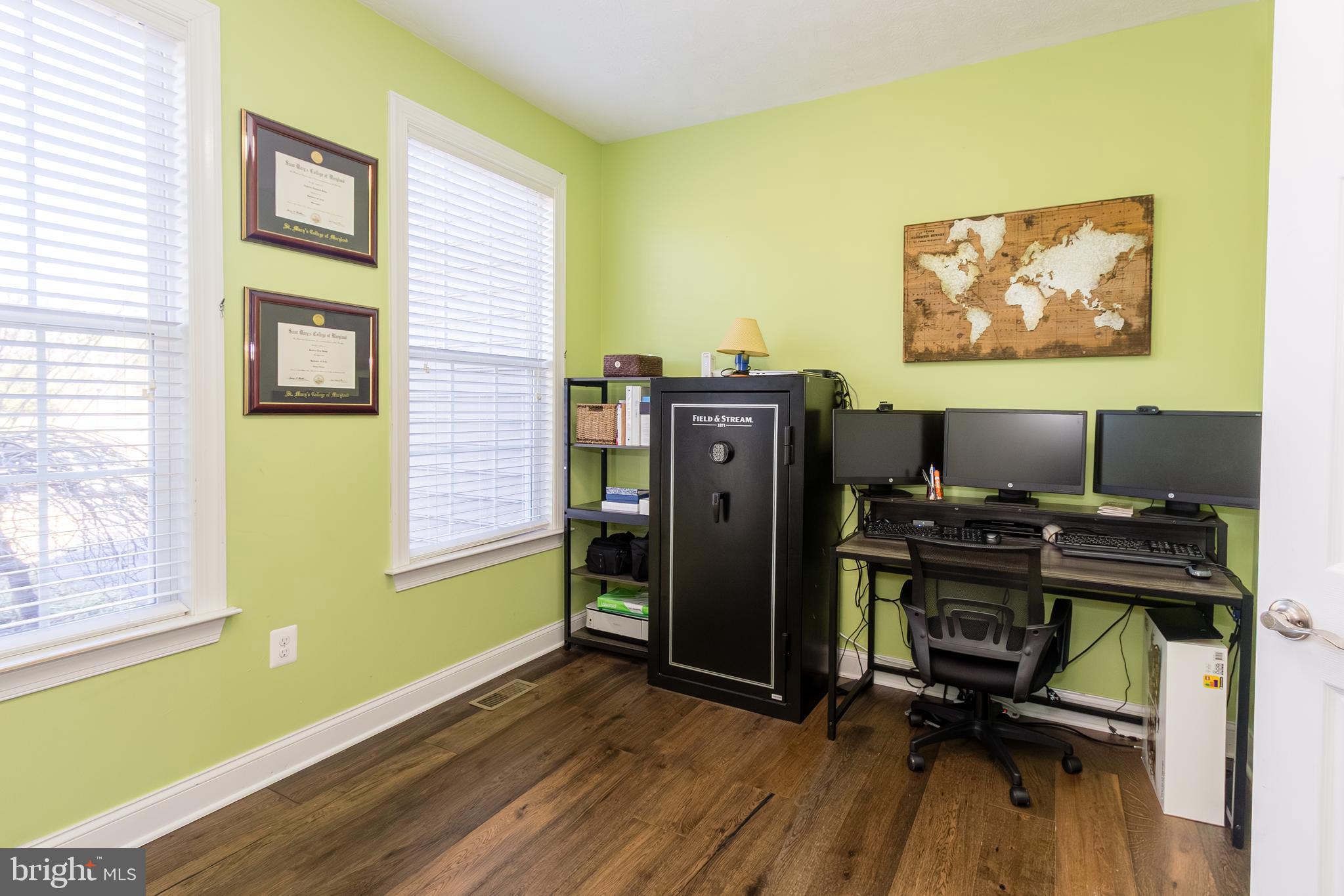 Saint Inigoes, Maryland, 20684, United States, 4 Bedrooms Bedrooms, ,4 BathroomsBathrooms,Residential,For Sale,2005176