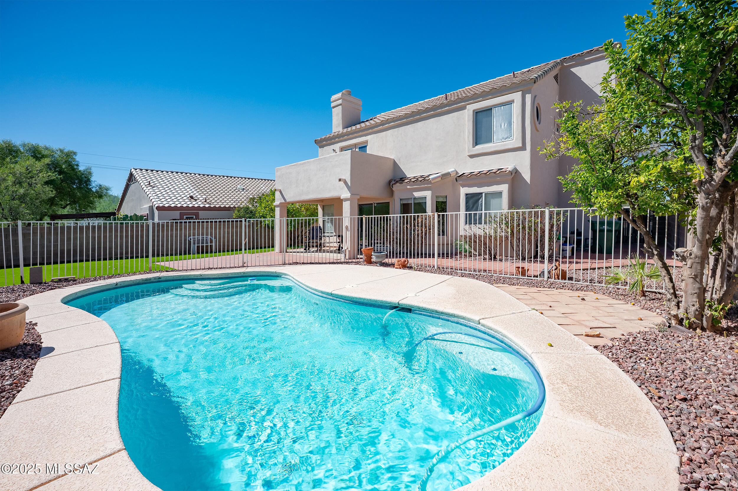 Oro Valley, Arizona, 85737, United States, 5 Bedrooms Bedrooms, ,3 BathroomsBathrooms,Residential,For Sale,1954798