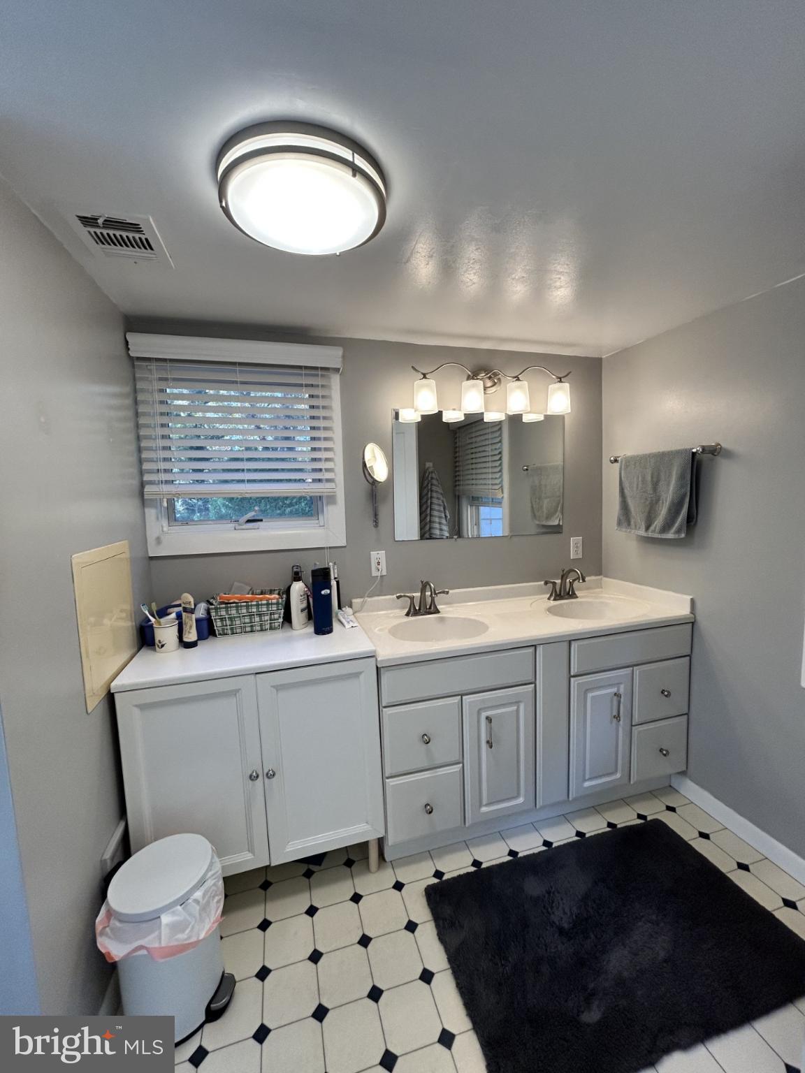 Beltsville, Maryland, 20705, United States, 3 Bedrooms Bedrooms, ,2 BathroomsBathrooms,Residential,For Sale,1987066