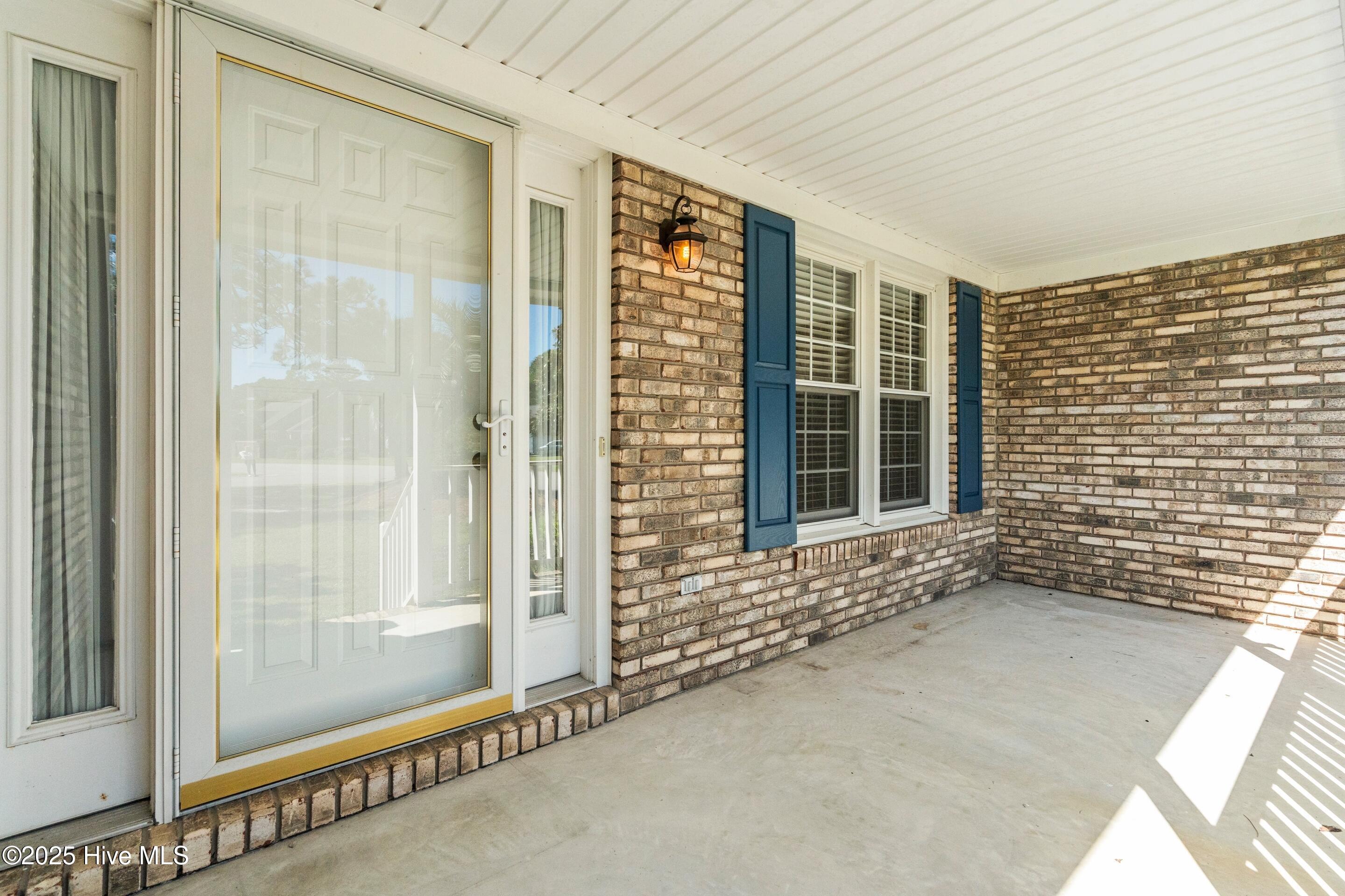 Wilmington, North Carolina, 28409, United States, 4 Bedrooms Bedrooms, ,3 BathroomsBathrooms,Residential,For Sale,1967637