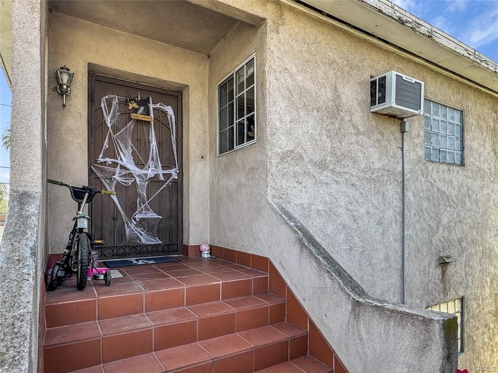 Montebello, California, 90640, United States, 3 Bedrooms Bedrooms, ,3 BathroomsBathrooms,Residential,For Sale,1987402