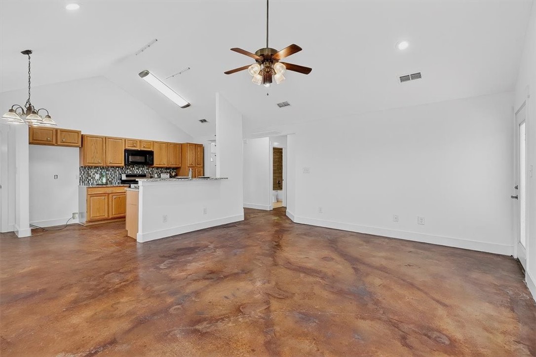 Port Aransas, Texas, 78373, United States, 3 Bedrooms Bedrooms, ,2 BathroomsBathrooms,Residential,For Sale,2001769