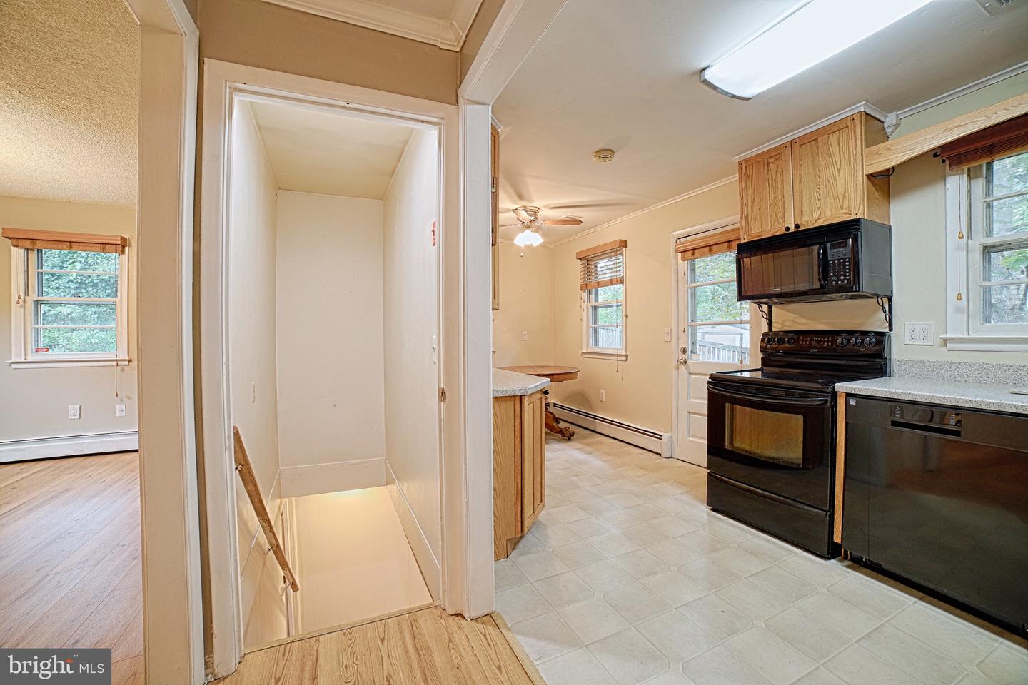 Annapolis, Maryland, 21403, United States, 4 Bedrooms Bedrooms, ,2 BathroomsBathrooms,Residential,For Sale,1911568