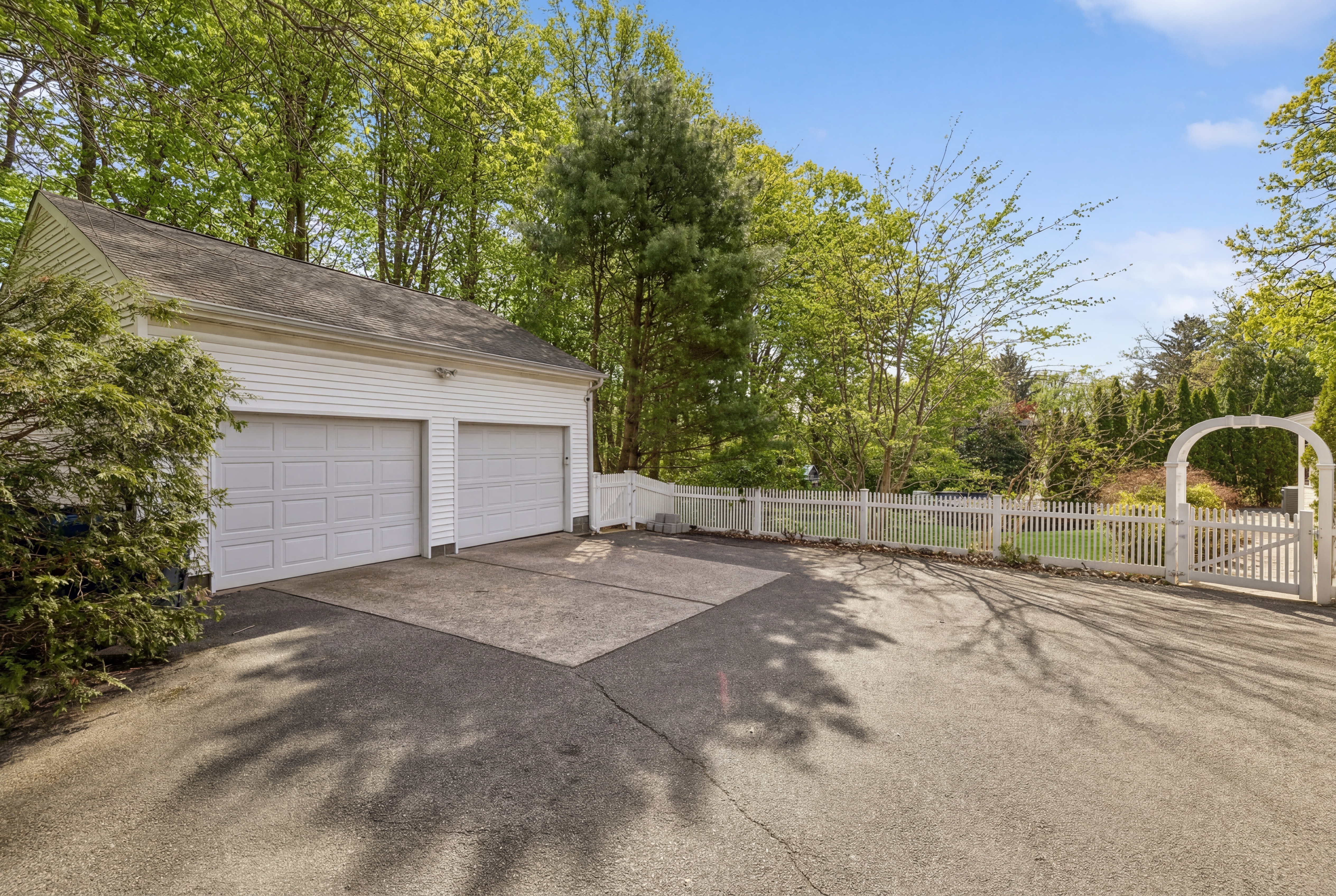  198 Pidgeon Hill Road, South Huntington, NY, 11746 - 物件實景