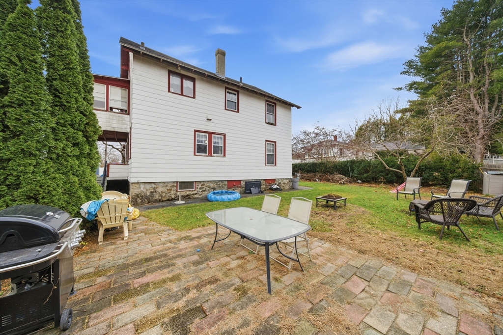 Methuen, Massachusetts, 01844, United States, 5 Bedrooms Bedrooms, ,2 BathroomsBathrooms,Residential,For Sale,2000713