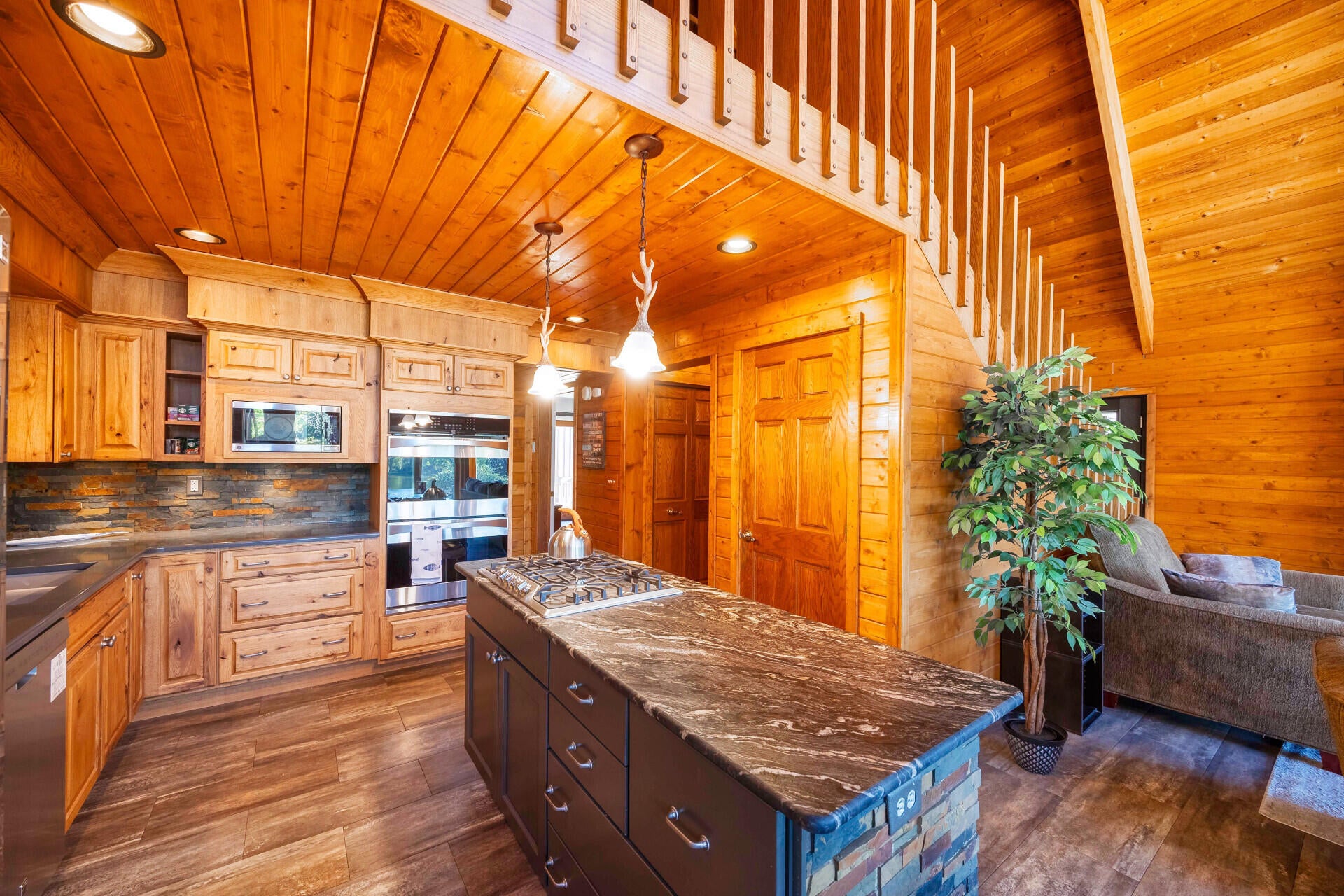 Brooklyn, Michigan, 49230, United States, 3 Bedrooms Bedrooms, ,3 BathroomsBathrooms,Residential,For Sale,1991046