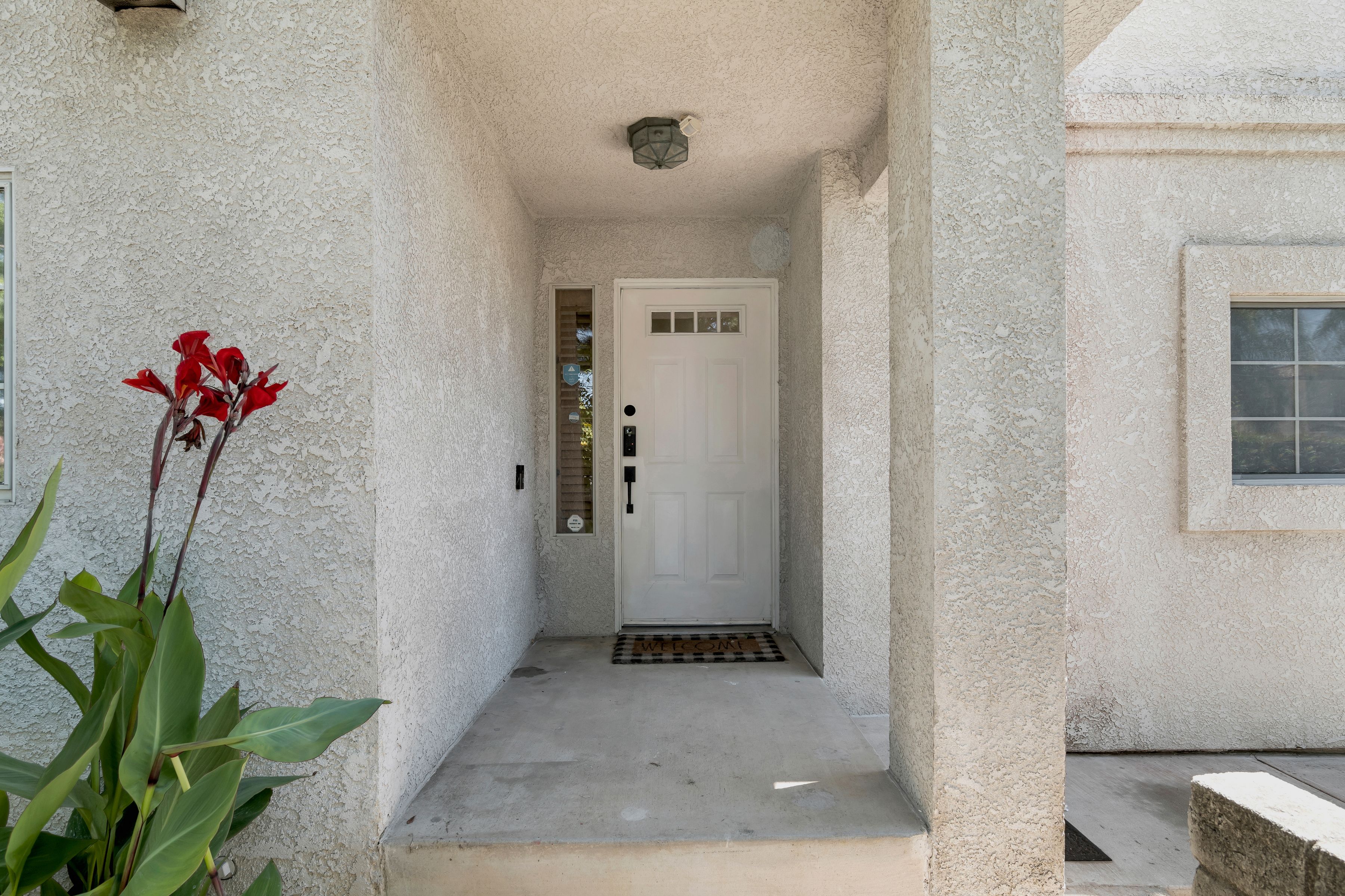  18316 Keswick Street, Reseda - 物件實景