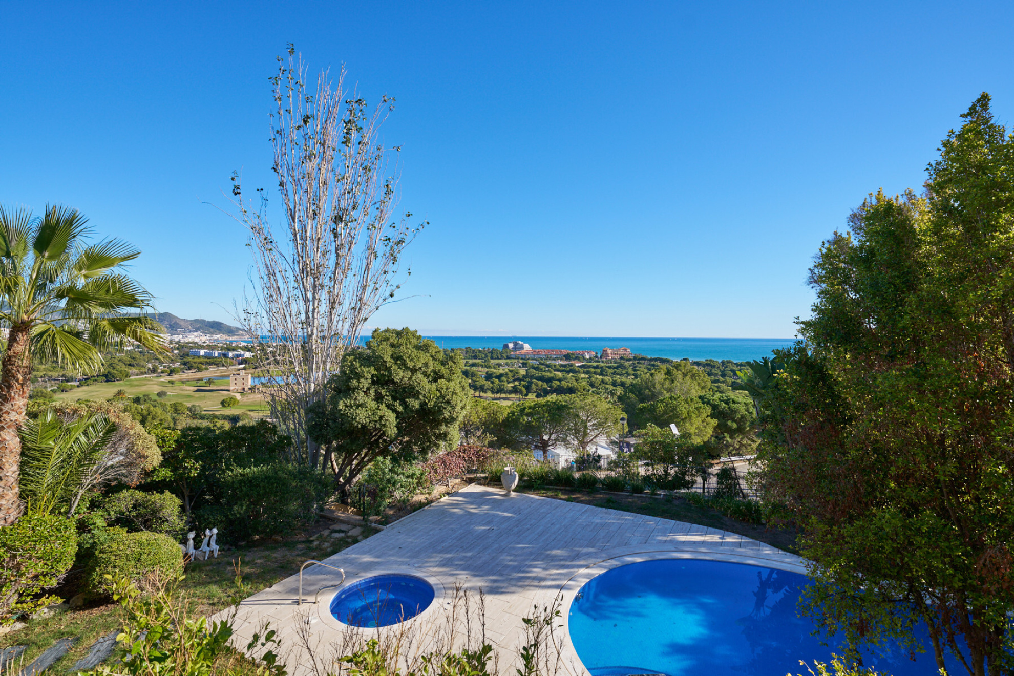  Exceptional Mediterranean Luxury Home - 物件實景