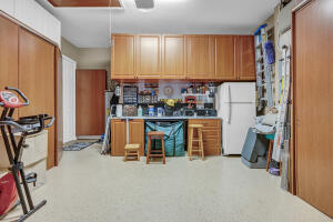 Boynton Beach, Florida, 33472, United States, 3 Bedrooms Bedrooms, ,3 BathroomsBathrooms,Residential,For Sale,1923082