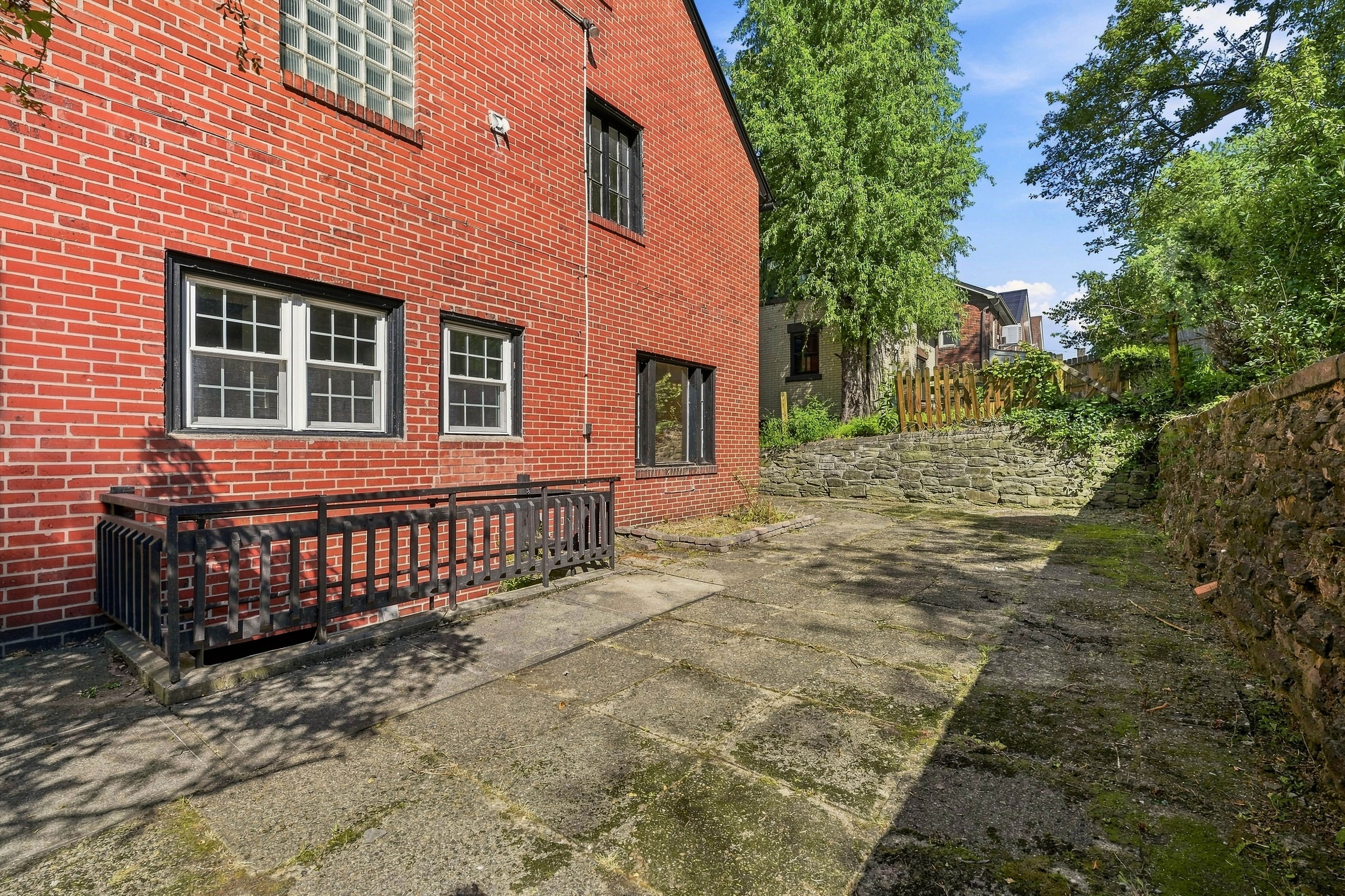  6324 Alderson Street, Pittsburgh, PA 15217 - 物件實景