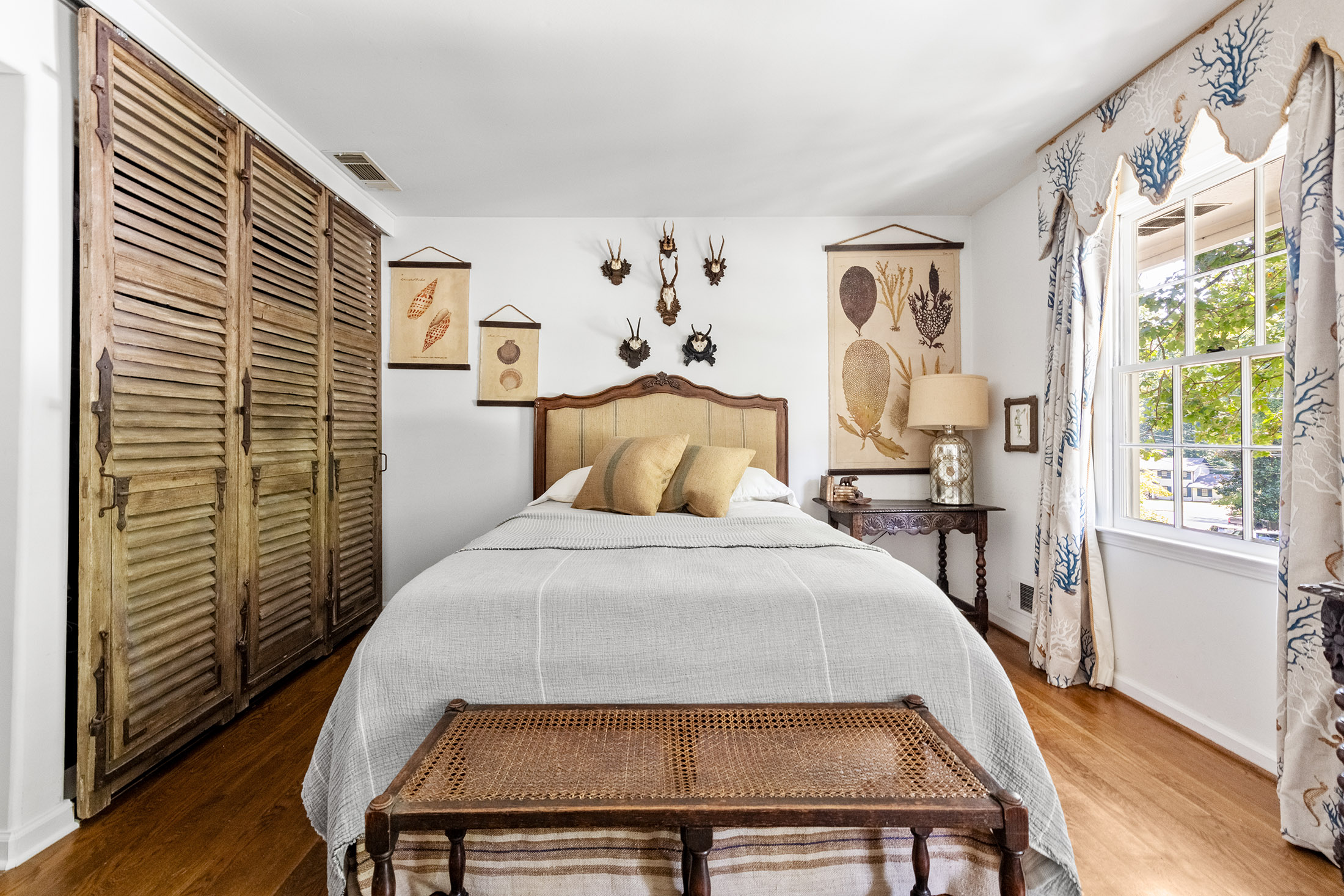  Beautifully Updated Colonial Residence - 物件實景