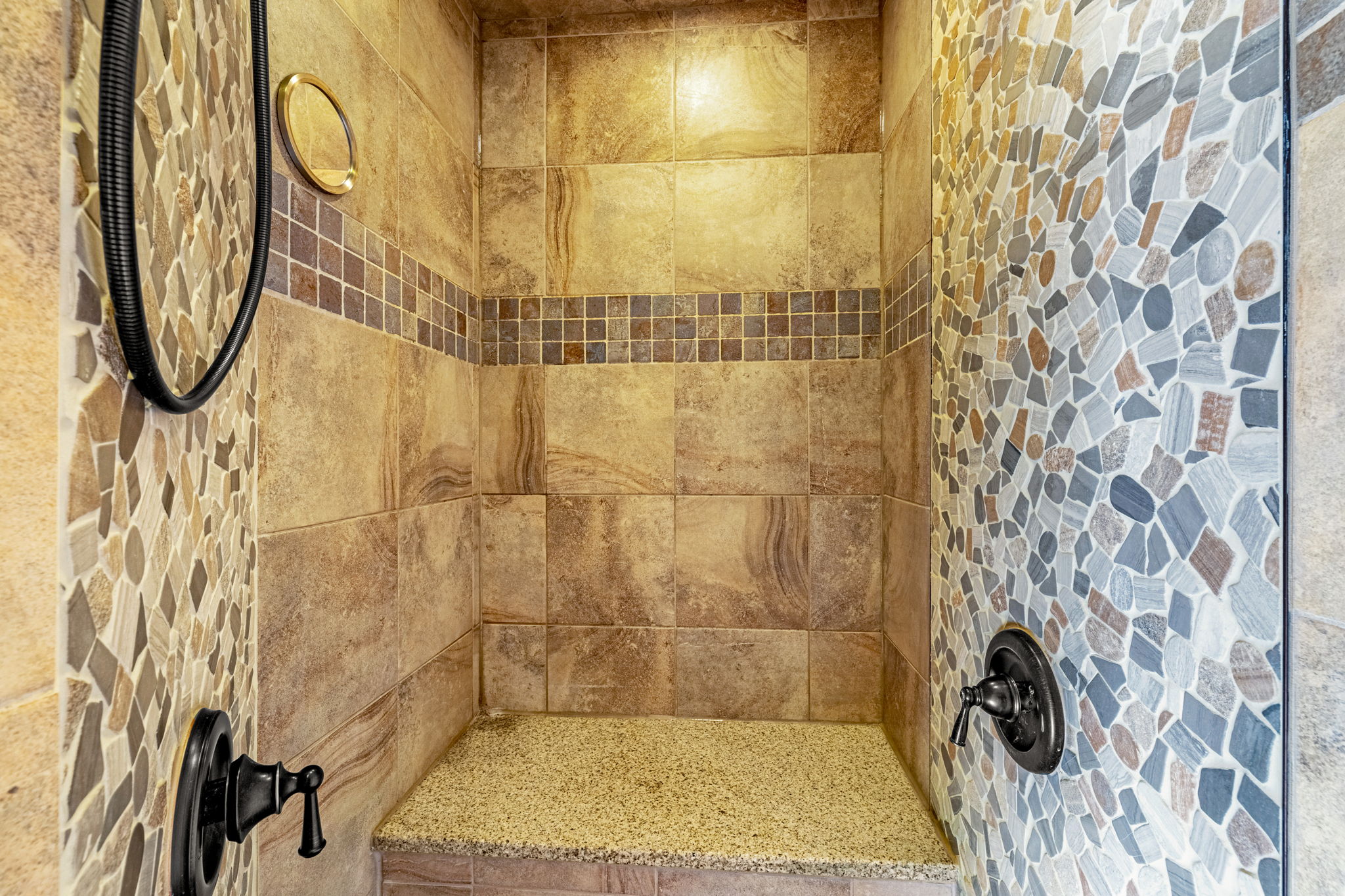 Cripple Creek, Colorado, 80813, United States, 3 Bedrooms Bedrooms, ,3 BathroomsBathrooms,Residential,For Sale,1997050