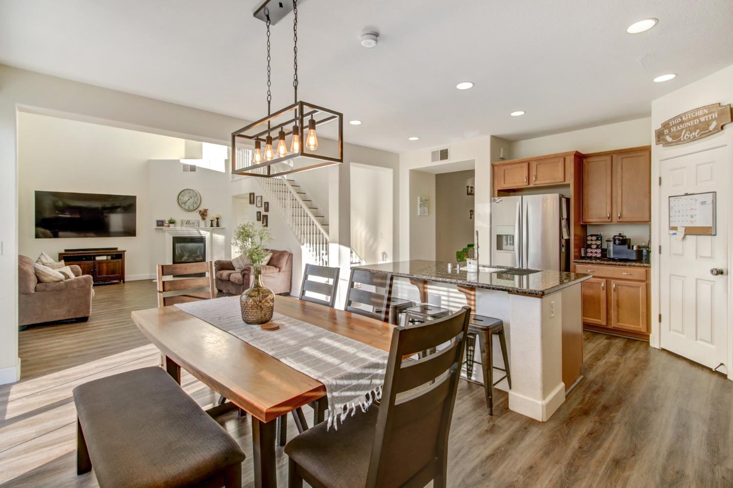 Lincoln, California, 95648, United States, 4 Bedrooms Bedrooms, ,3 BathroomsBathrooms,Residential,For Sale,1991044