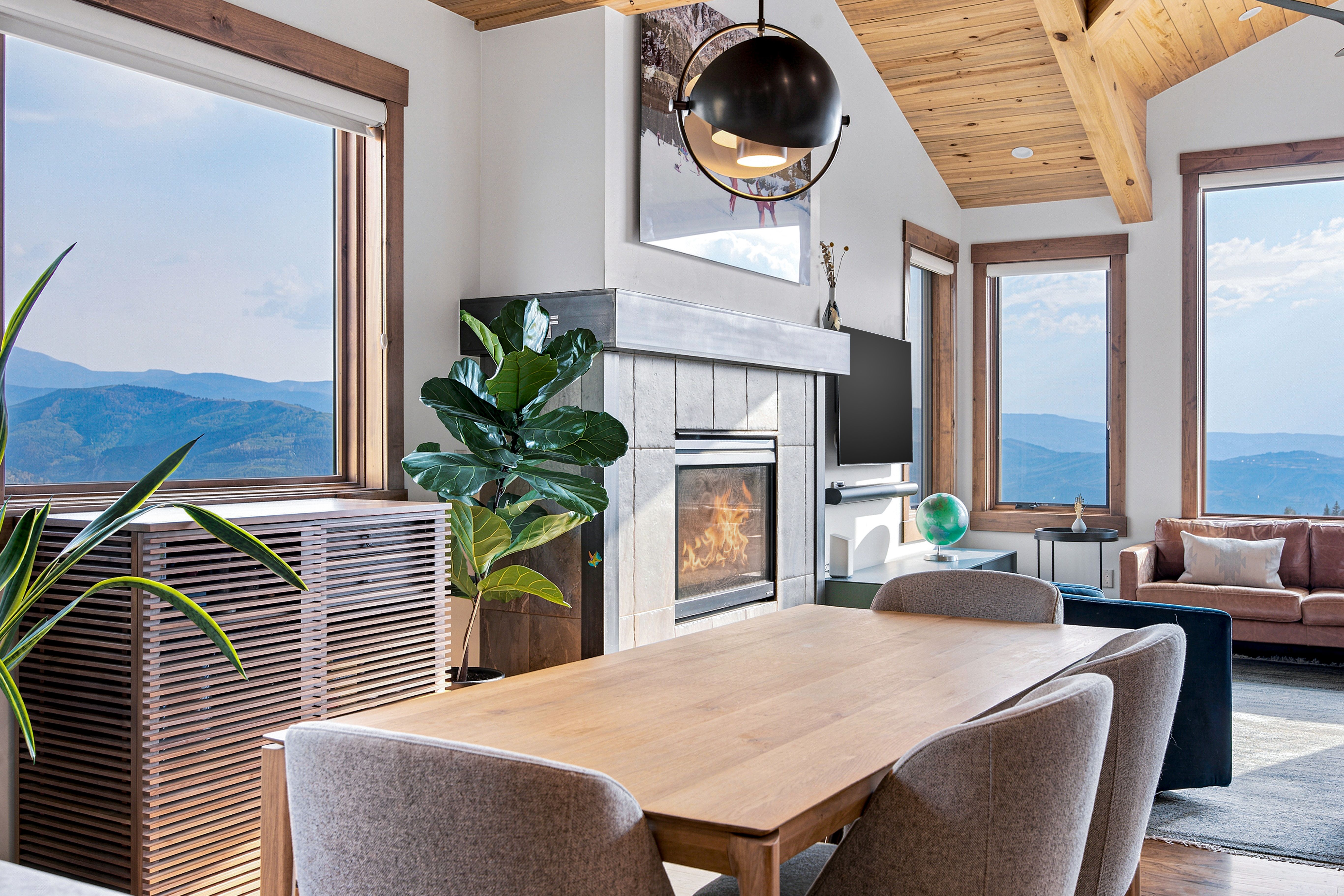  Enjoy Exceptional Southern and Western Mountain Views in Wildridge - 物件實景