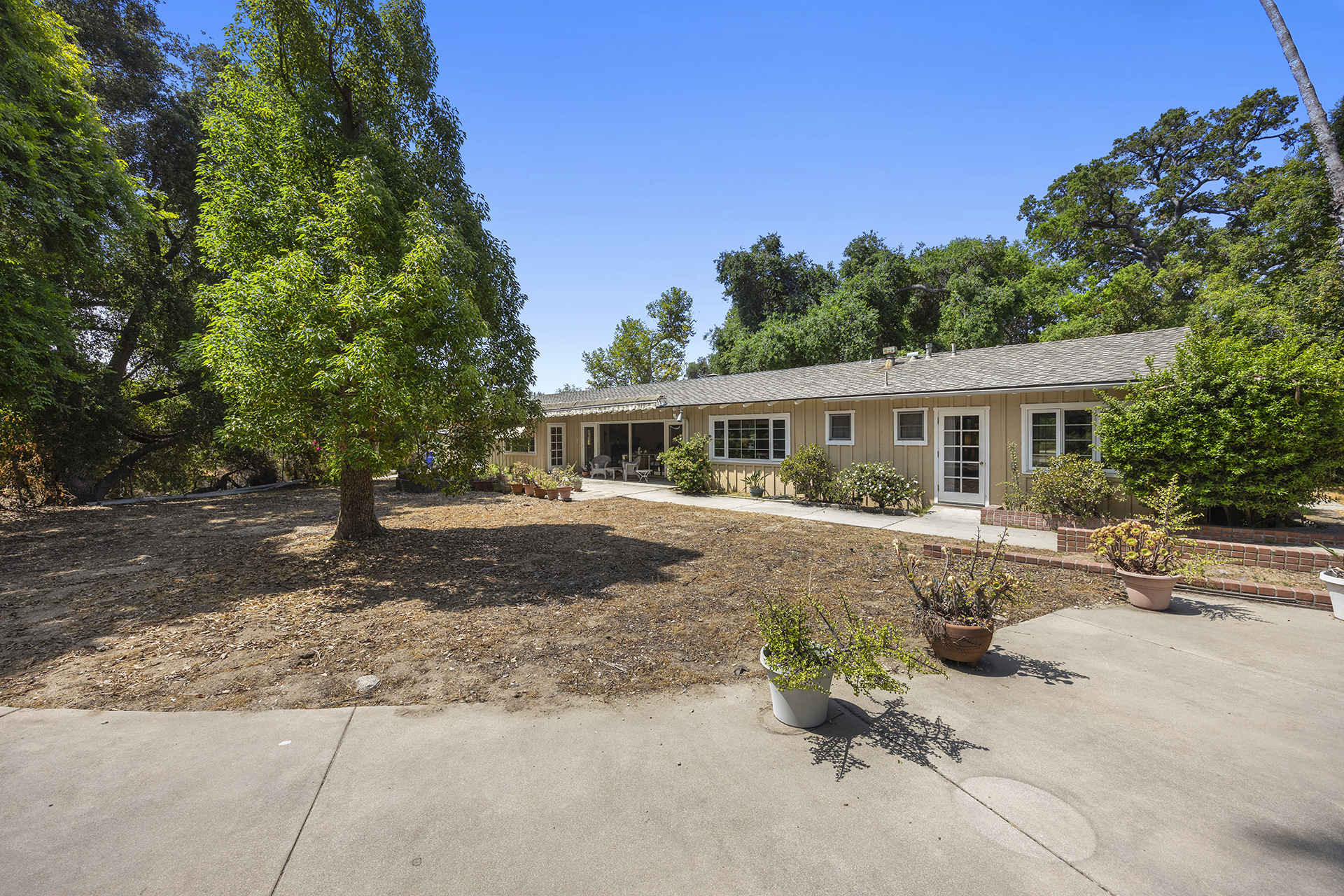 Pasadena, California, 91107, United States, 4 Bedrooms Bedrooms, ,1 BathroomBathrooms,Residential,For Sale,1975607