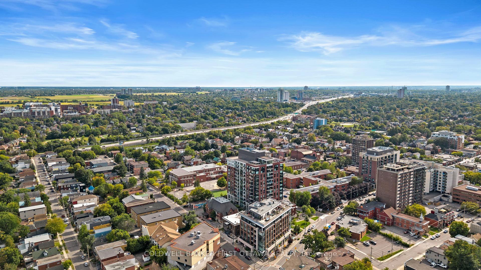 WEST CENTRE TOWN, Ontario, K1Y 4G9, CA, 2 Bedrooms Bedrooms, ,Residential,For Sale,1950292