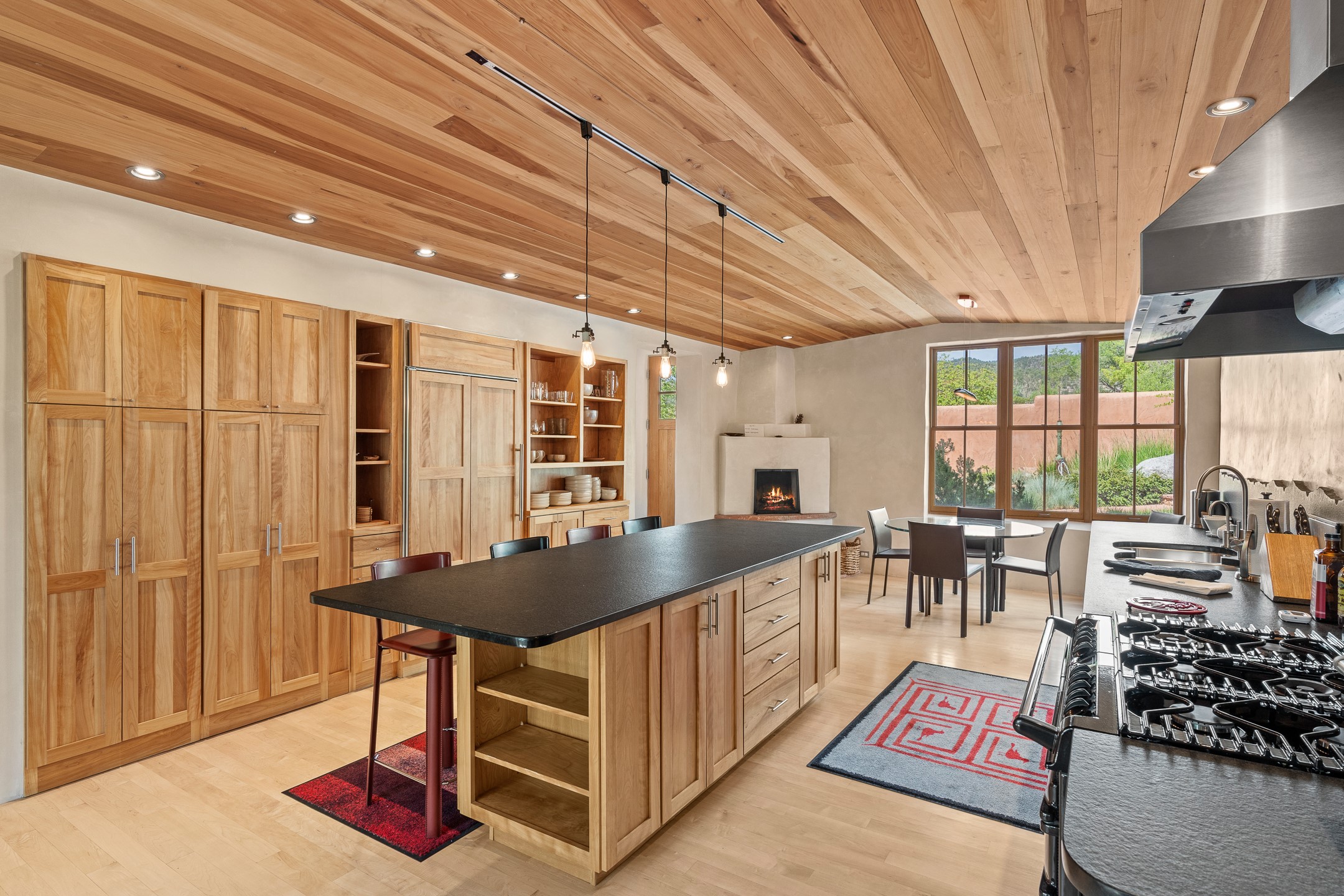  1684 Upper Canyon Rd - 物件實景