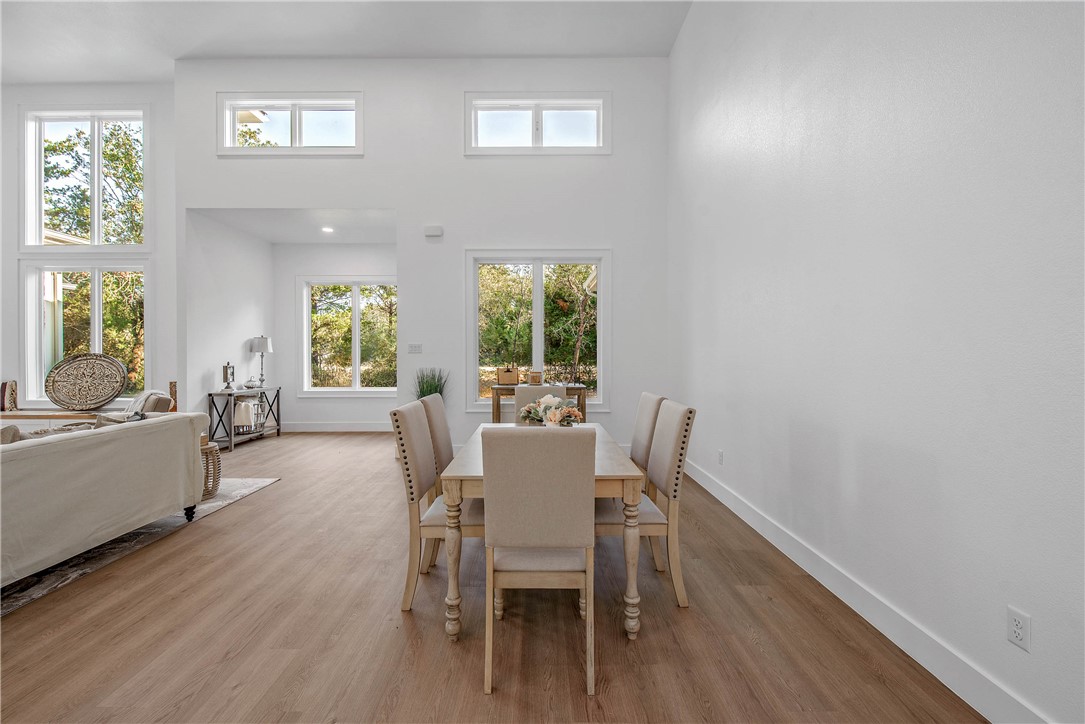 Franklin, Texas, 77856, United States, 4 Bedrooms Bedrooms, ,4 BathroomsBathrooms,Residential,For Sale,1973792