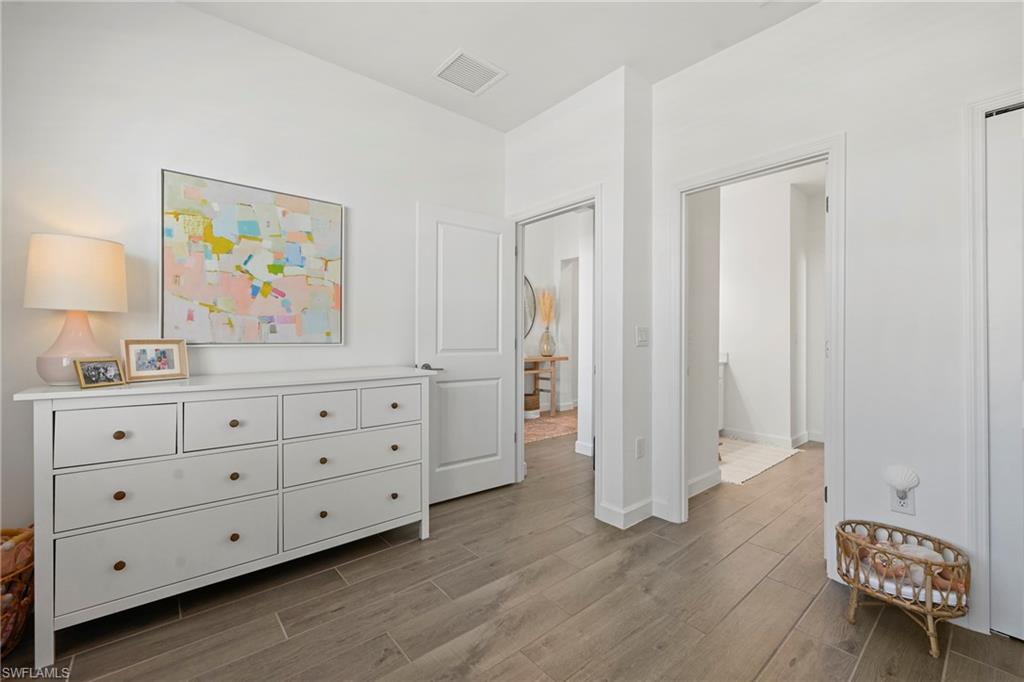 Fort Myers, Florida, 33913, United States, 4 Bedrooms Bedrooms, ,3 BathroomsBathrooms,Residential,For Sale,1988149