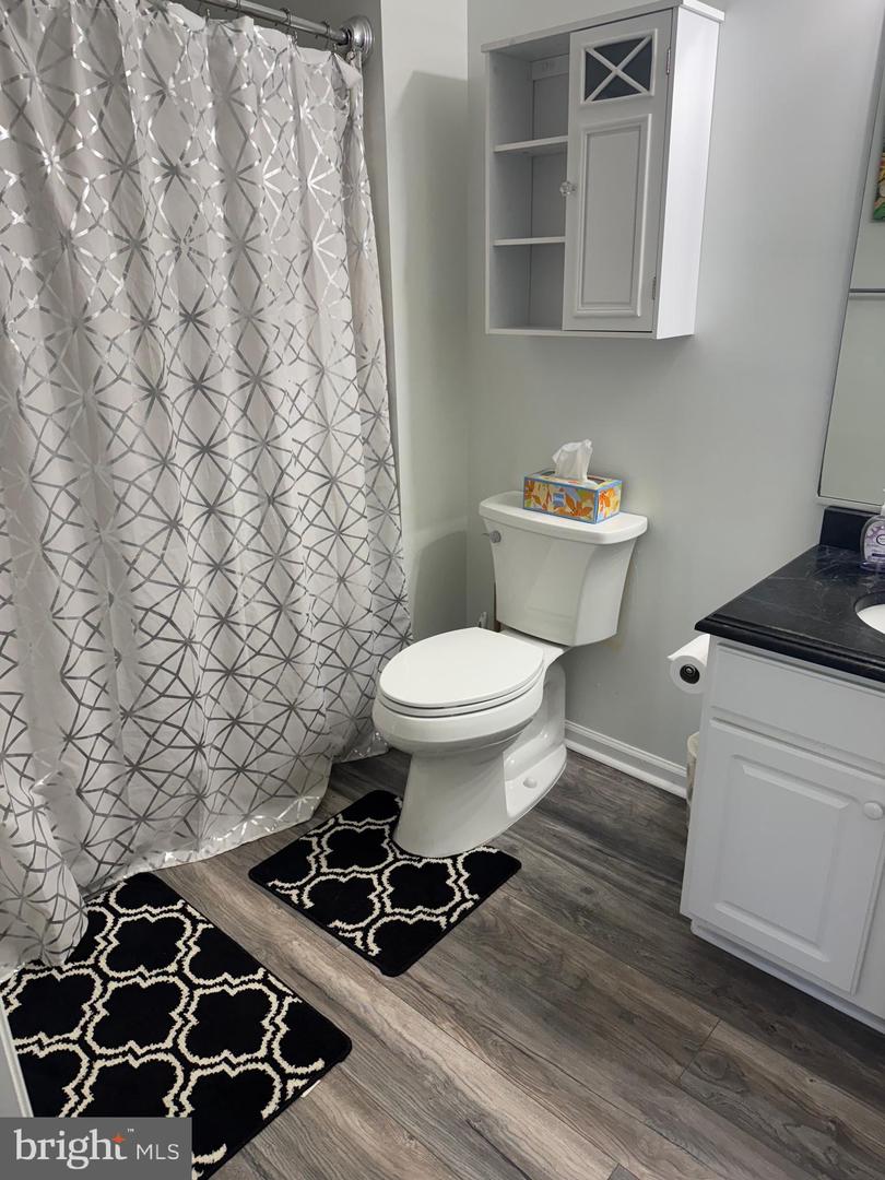 Ocean City, Maryland, 21842, United States, 4 Bedrooms Bedrooms, ,4 BathroomsBathrooms,Residential,For Sale,1992172