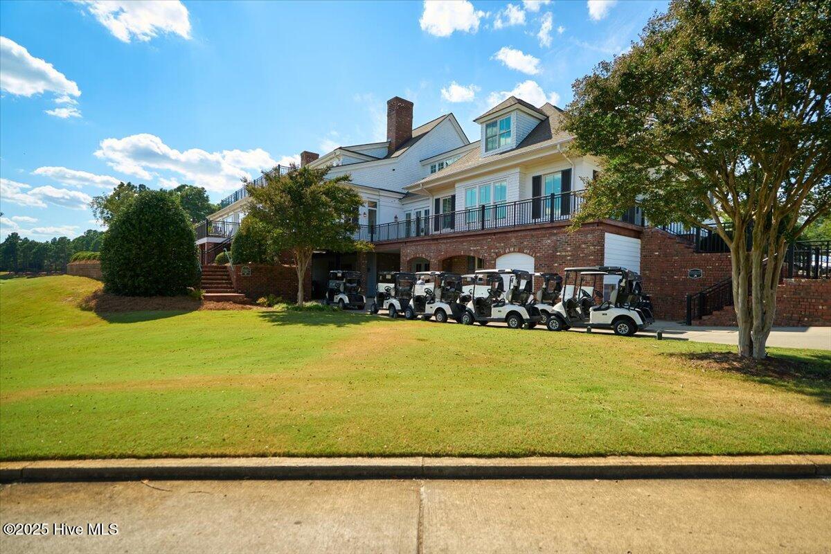 Southern Pines, North Carolina, 28387, United States, 3 Bedrooms Bedrooms, ,3 BathroomsBathrooms,Residential,For Sale,1933285