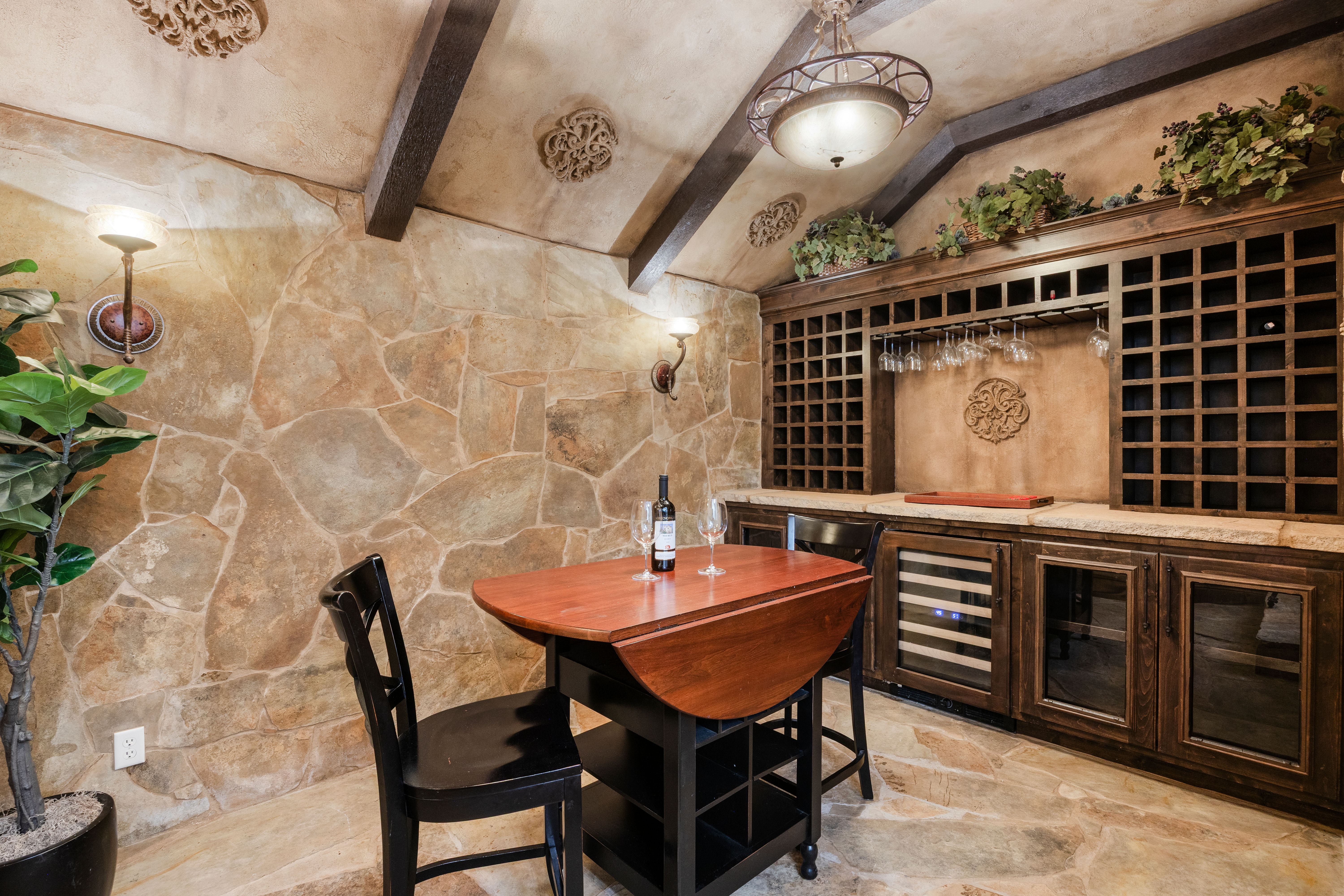  Set On Nearly One Acre In The Village At Castle Pines - 物件實景