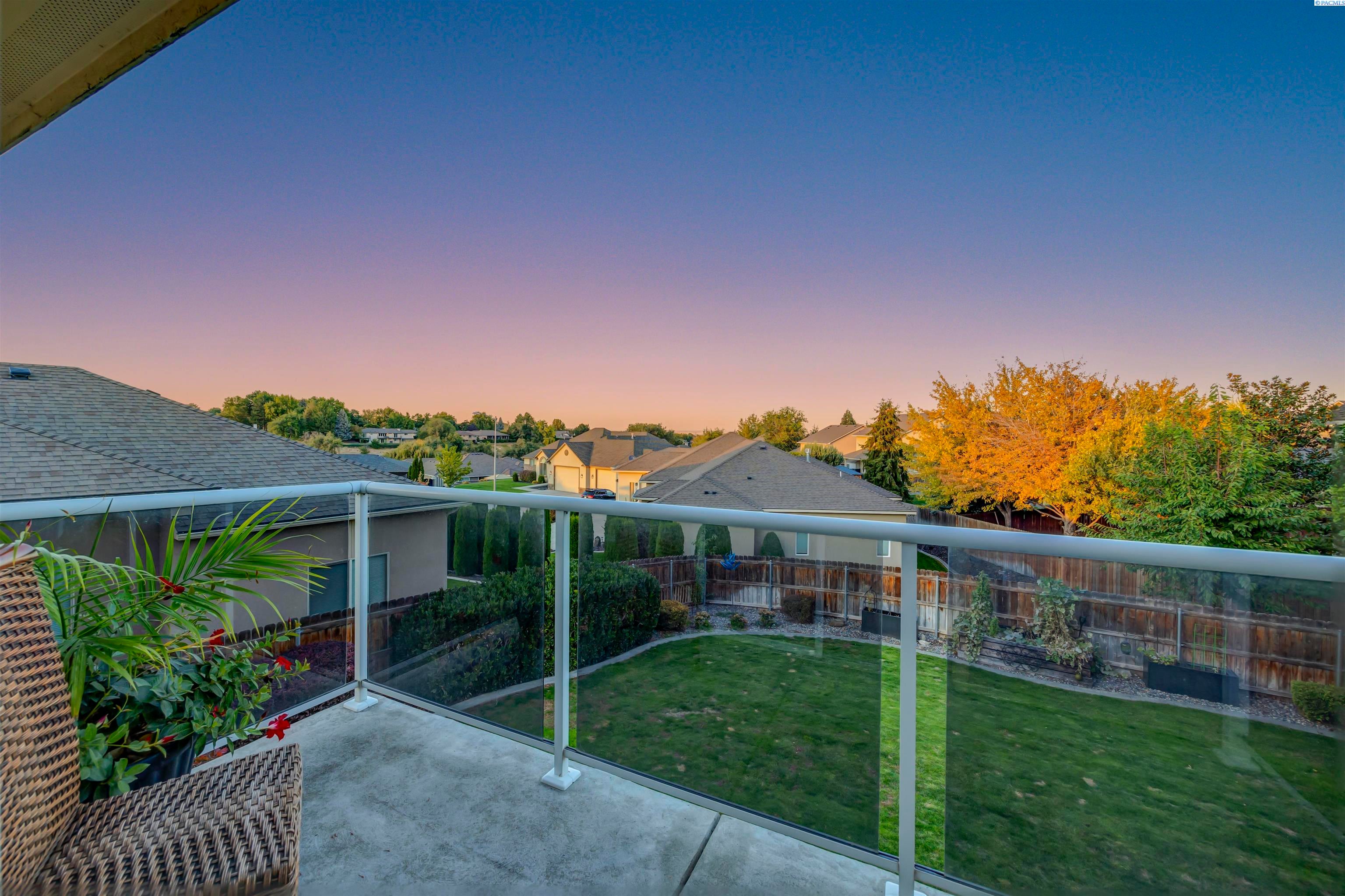 Kennewick, Washington, 99337, United States, 3 Bedrooms Bedrooms, ,3 BathroomsBathrooms,Residential,For Sale,1981093