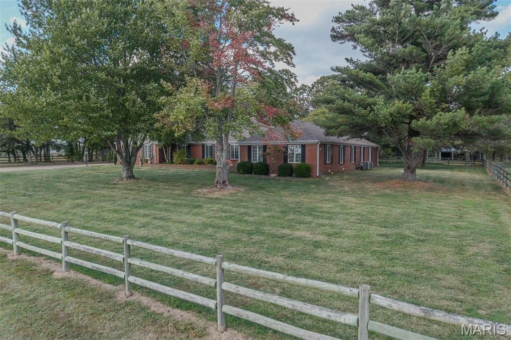 Lebanon, Missouri, 65536, United States, 5 Bedrooms Bedrooms, ,5 BathroomsBathrooms,Residential,For Sale,1973861