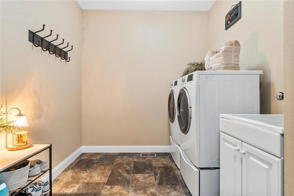 Brandon, Minnesota, 56315, United States, 3 Bedrooms Bedrooms, ,1 BathroomBathrooms,Residential,For Sale,1981953