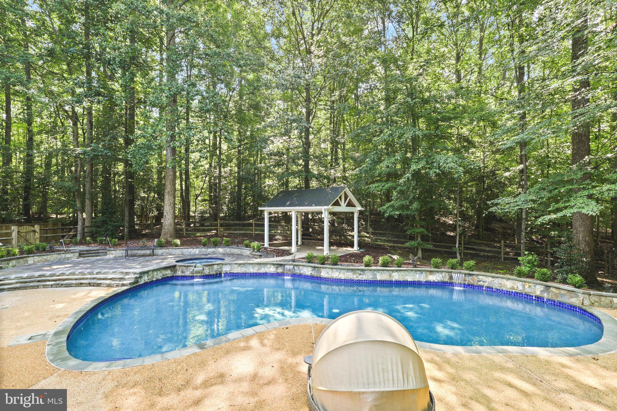 Fairfax Station, Virginia, 22039, United States, 5 Bedrooms Bedrooms, ,6 BathroomsBathrooms,Residential,For Sale,1810572